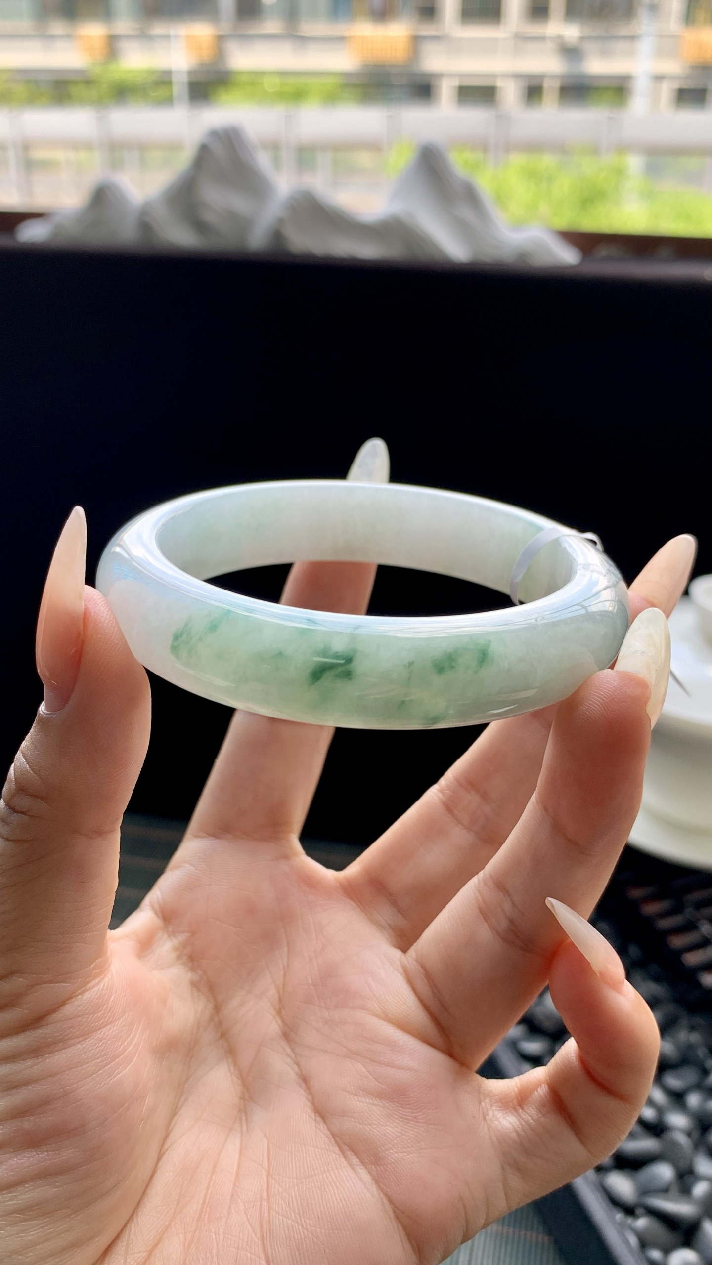 宽版飘花正圈手镯成品 HYY-9305 尺寸：56-13-9