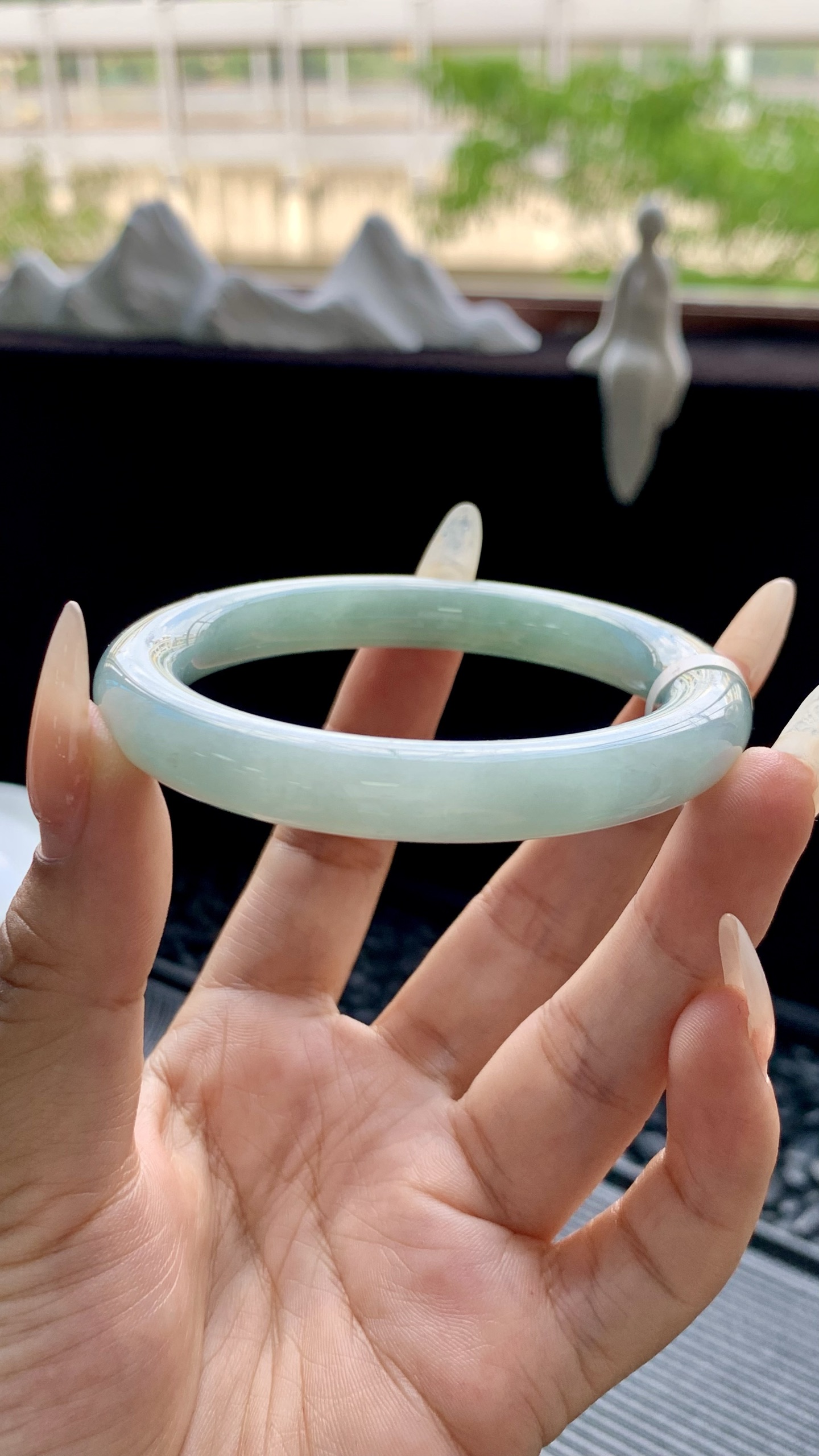 湖水绿圆条美人条手镯成品 HYC-356 尺寸：53-9-9.5