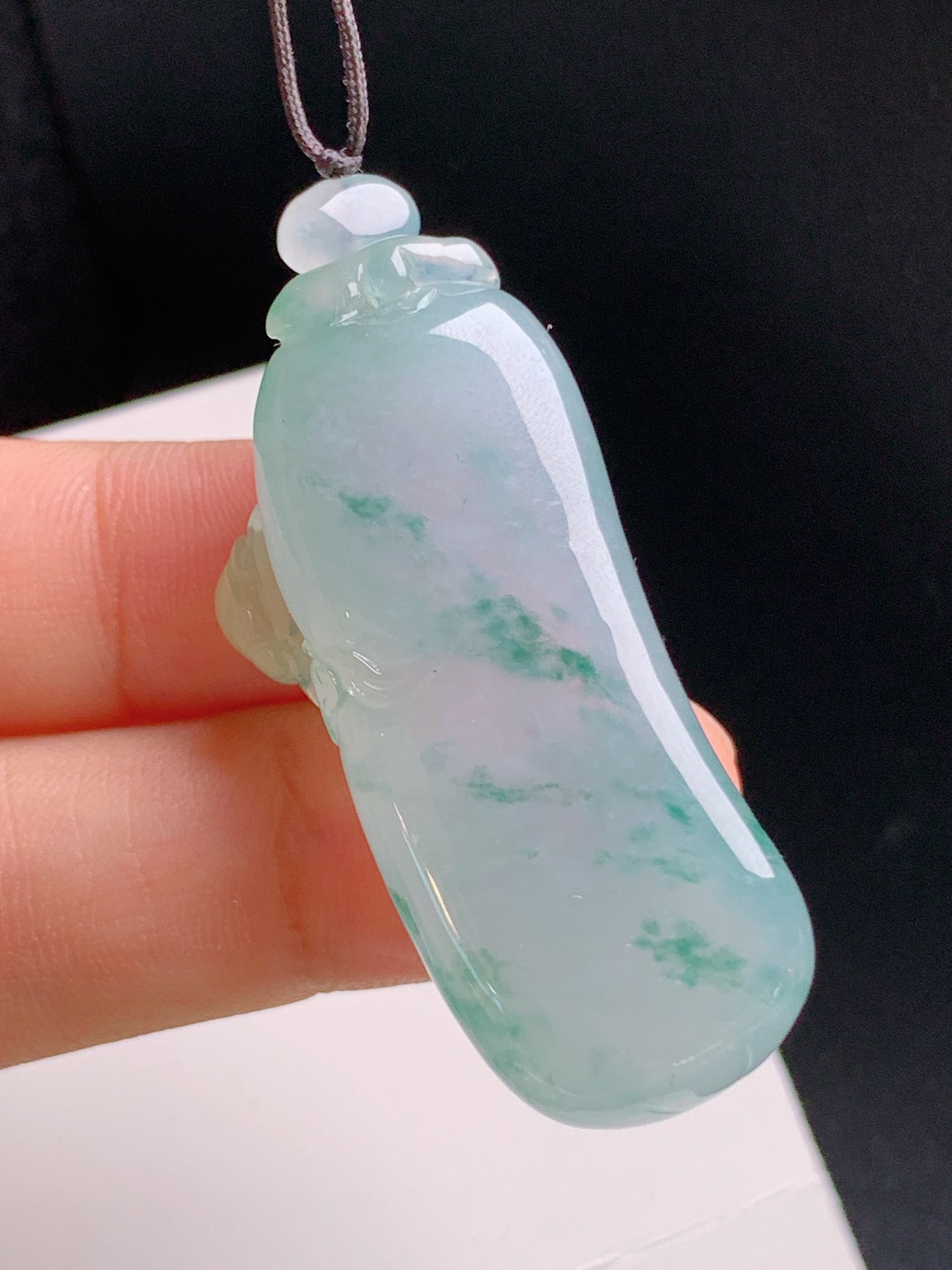 ️ 冰种飘花福瓜，种水清爽，飘花自然，雕工灵动，裸石44.2-19.9-11.6 08