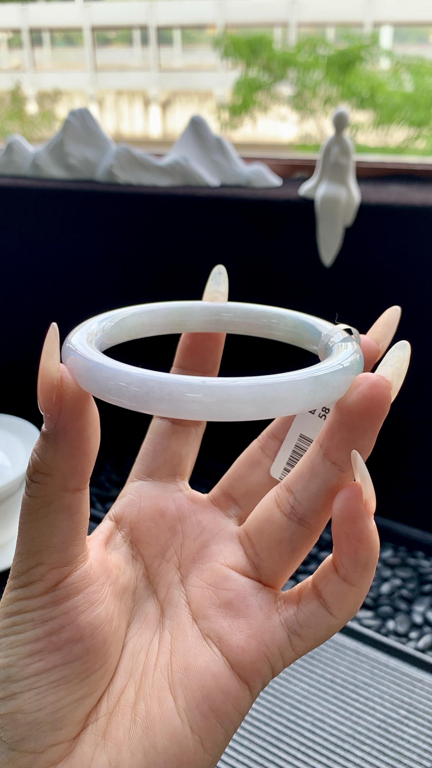 晴底半山水美人条圆条手镯成品 HY-6856 尺寸：60-9.5-9.5
