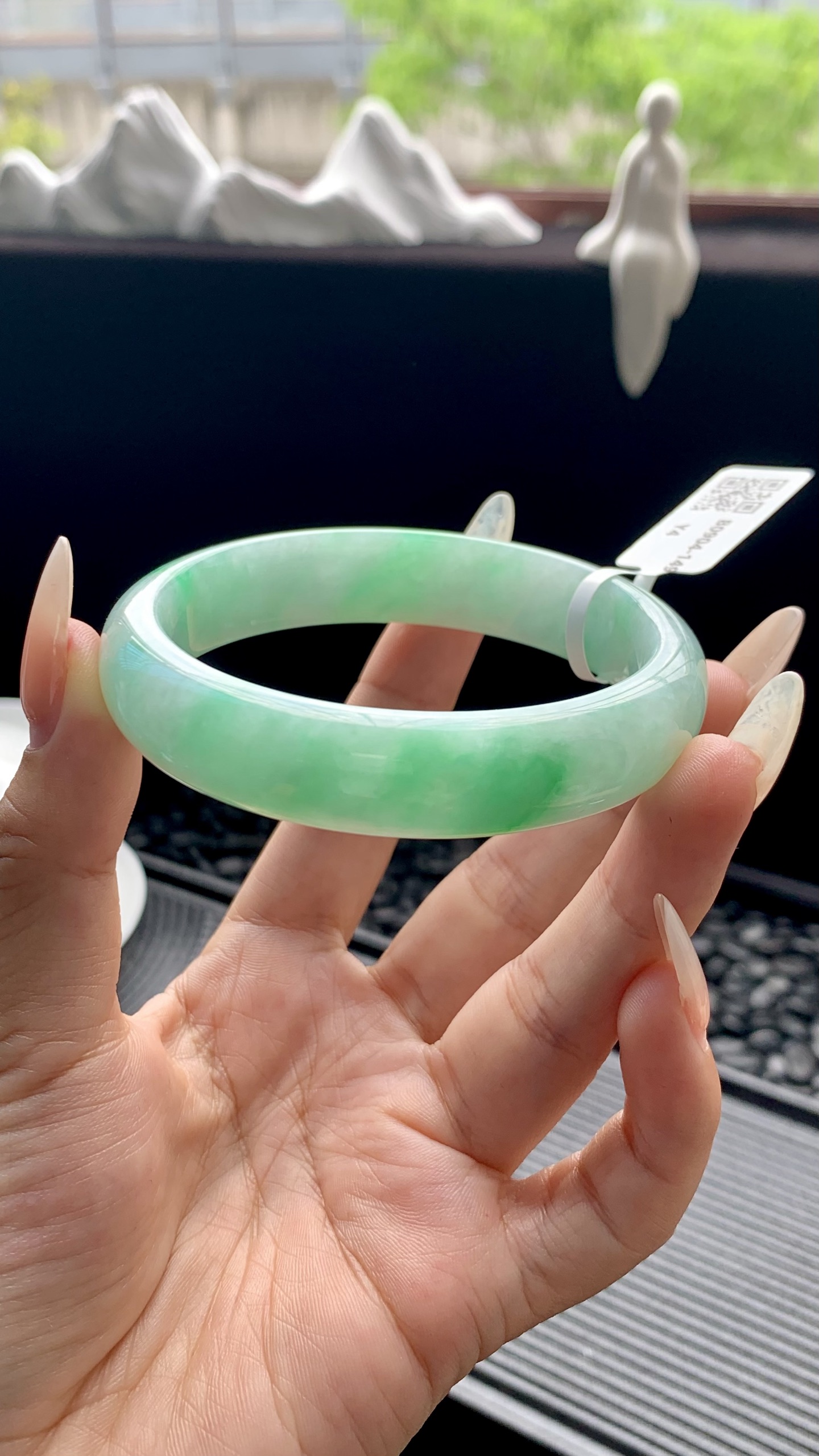 宽版飘绿正圈手镯成品 B0904-149 尺寸：58-14-8