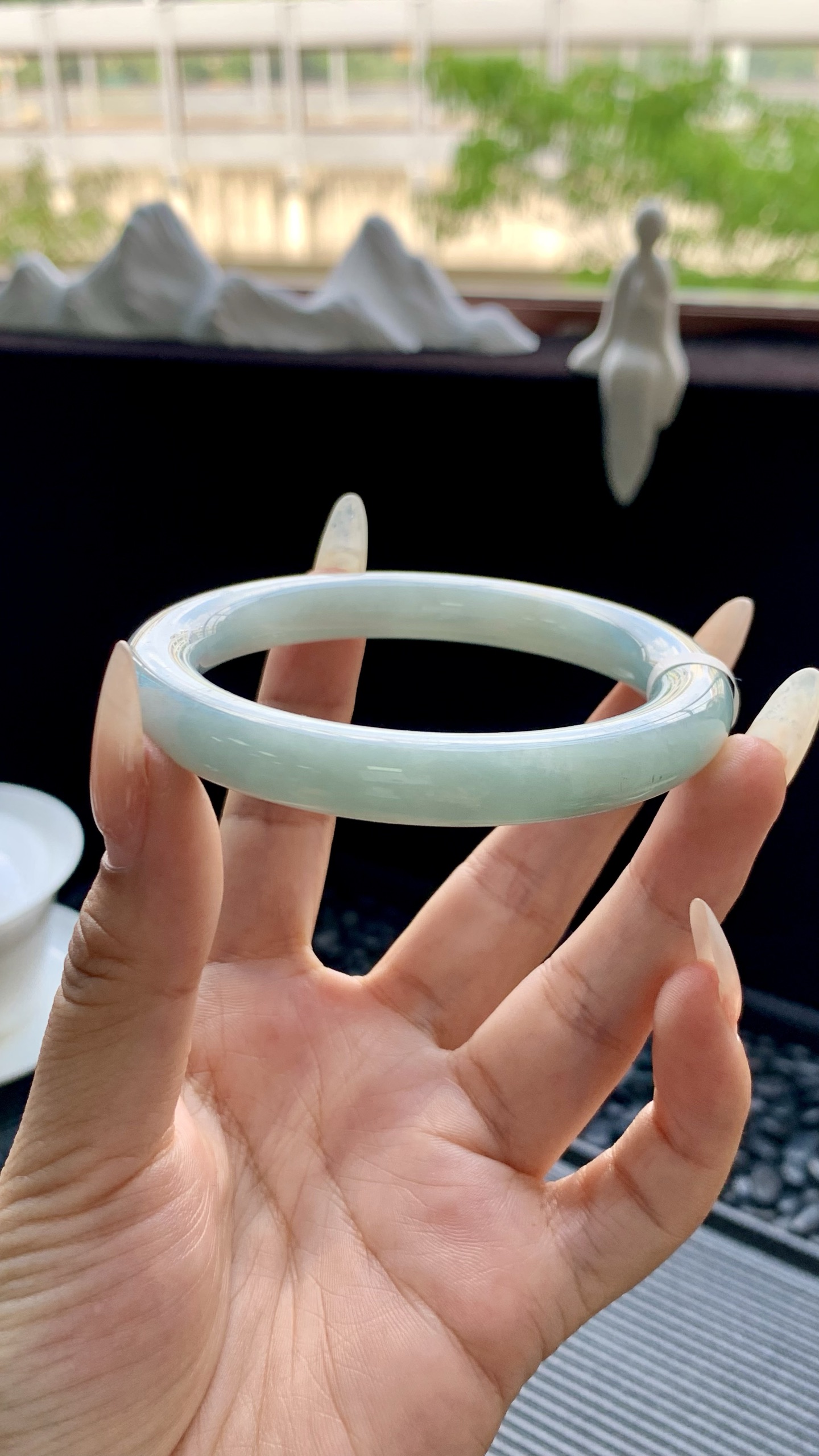 湖水绿洒金圆条美人条手镯成品 HYC-552 尺寸：58-10-10