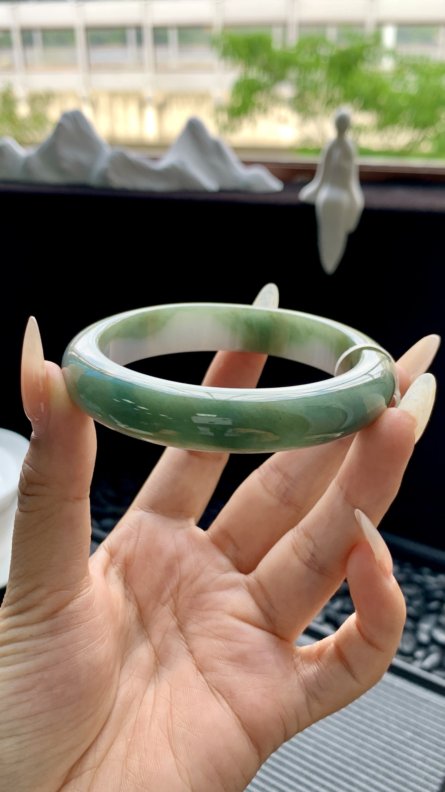 宽版紫底半山水正圈手镯成品 HYY-2954 尺寸：58.5-13-8.5