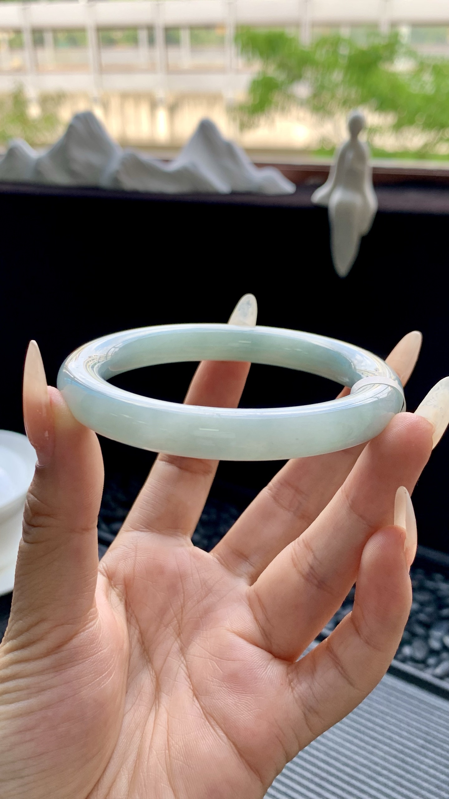 湖水绿洒金圆条美人条手镯成品 HYC-552 尺寸：58-10-10