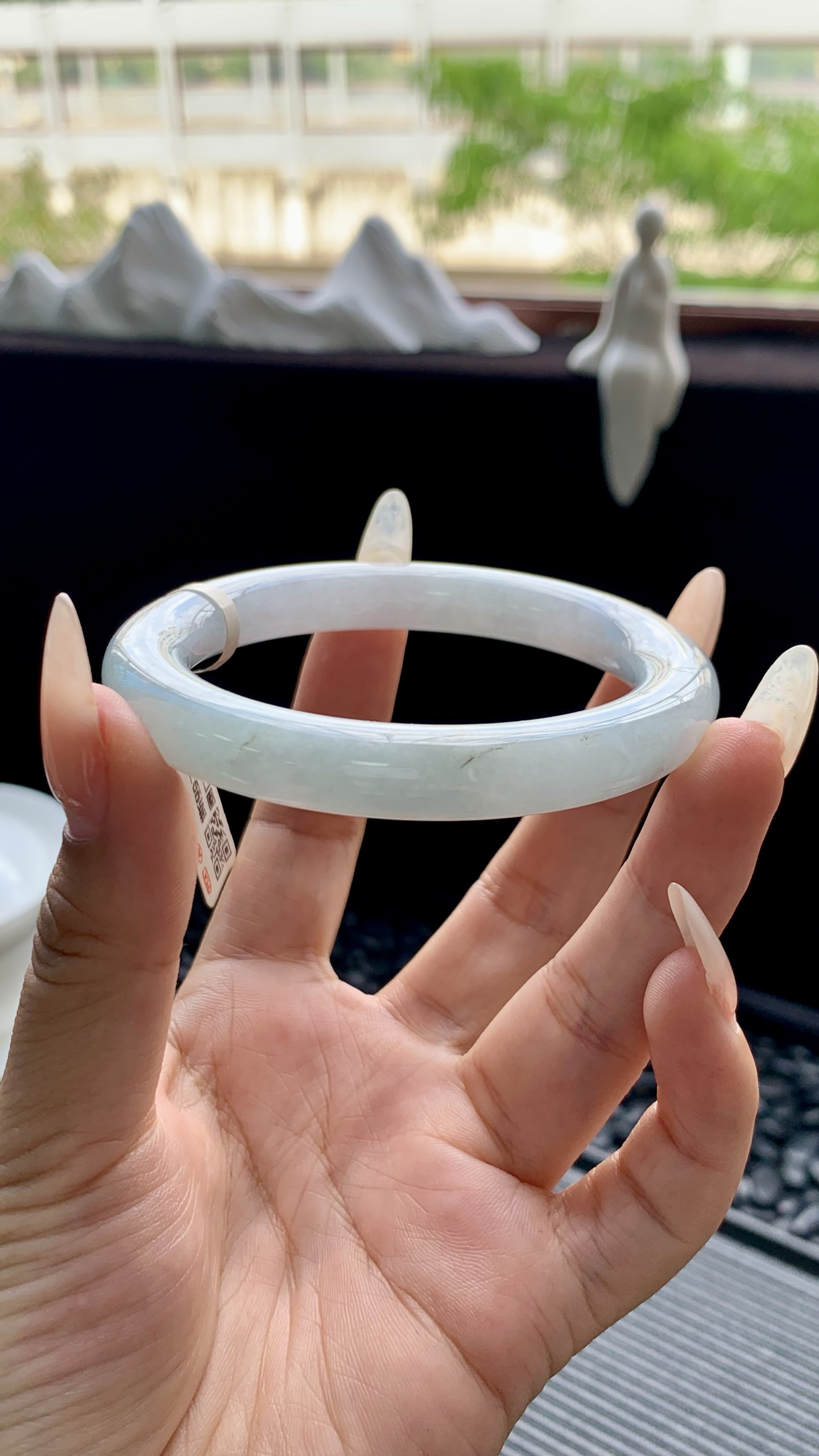晴底飘花美人条圆条手镯成品 HYY-842 尺寸：54.5-9.5-10