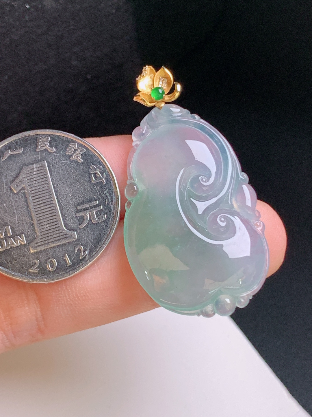 ️ 冰种飘花如意吊坠，水头清亮，线条流畅，万事顺意 裸石34..2-22.2-5.1 整体41.8 530910