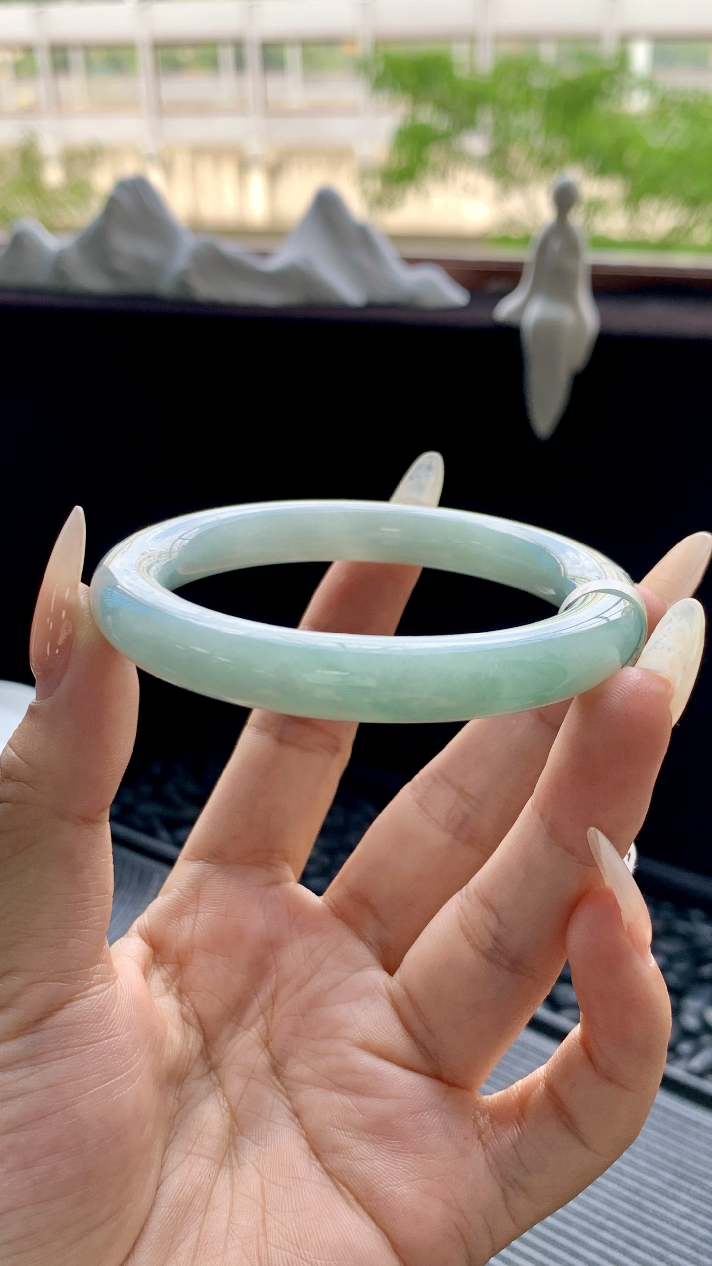 湖水绿圆条美人条手镯成品 HYC-356 尺寸：53-9-9.5