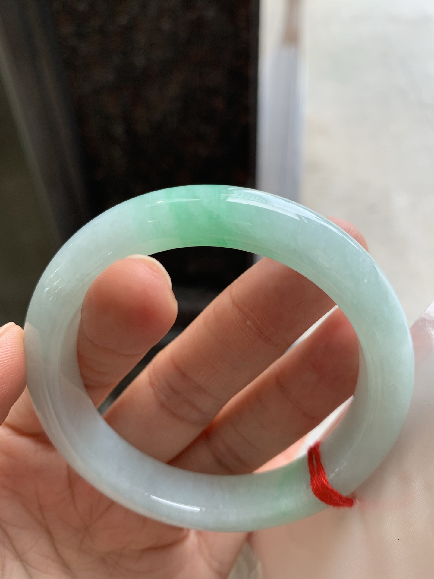 正圈飘绿 微纹 尺寸：56.2/12/9 版型好