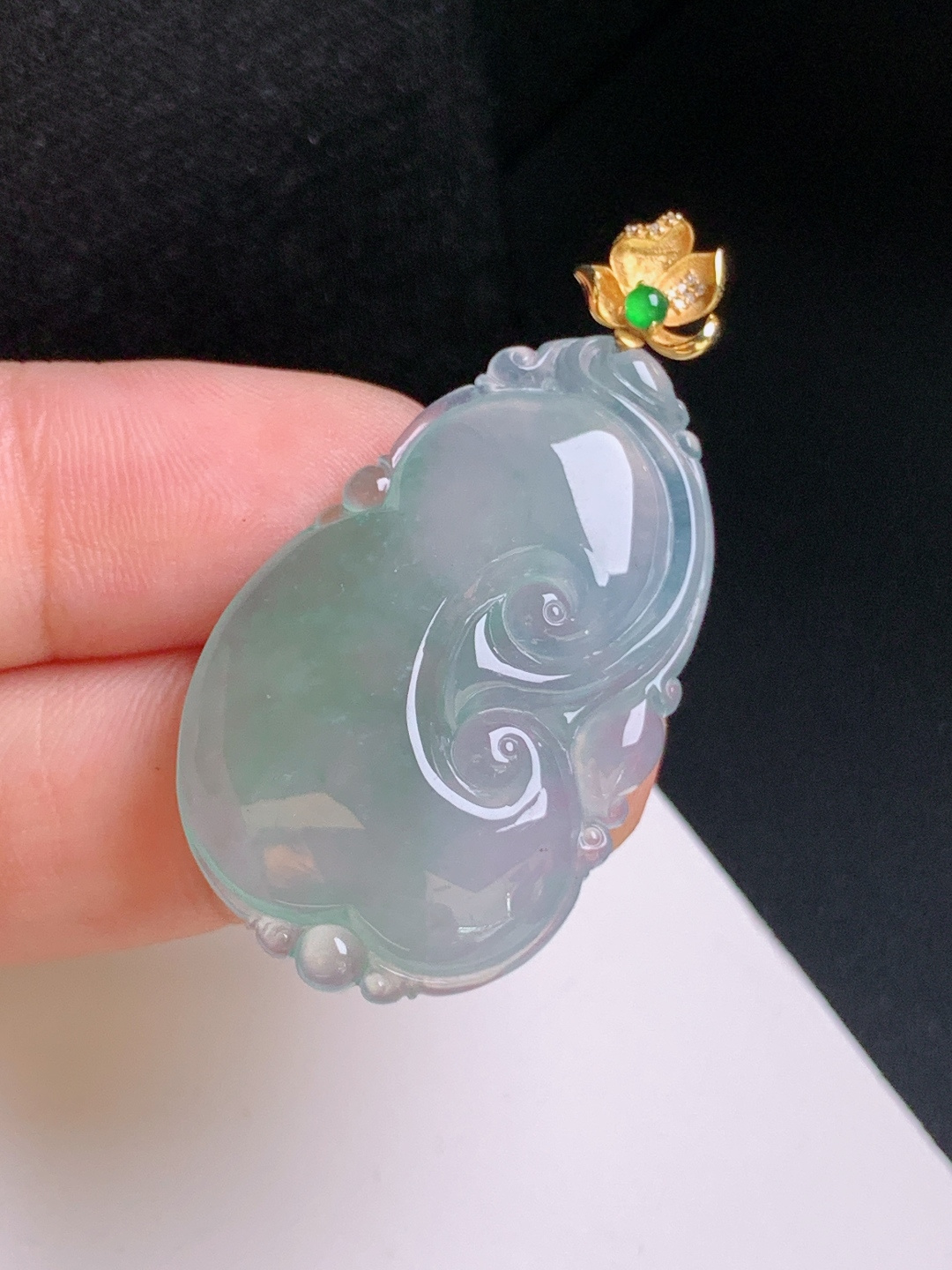 ️ 冰种飘花如意吊坠，水头清亮，线条流畅，万事顺意 裸石34..2-22.2-5.1 整体41.8 530910