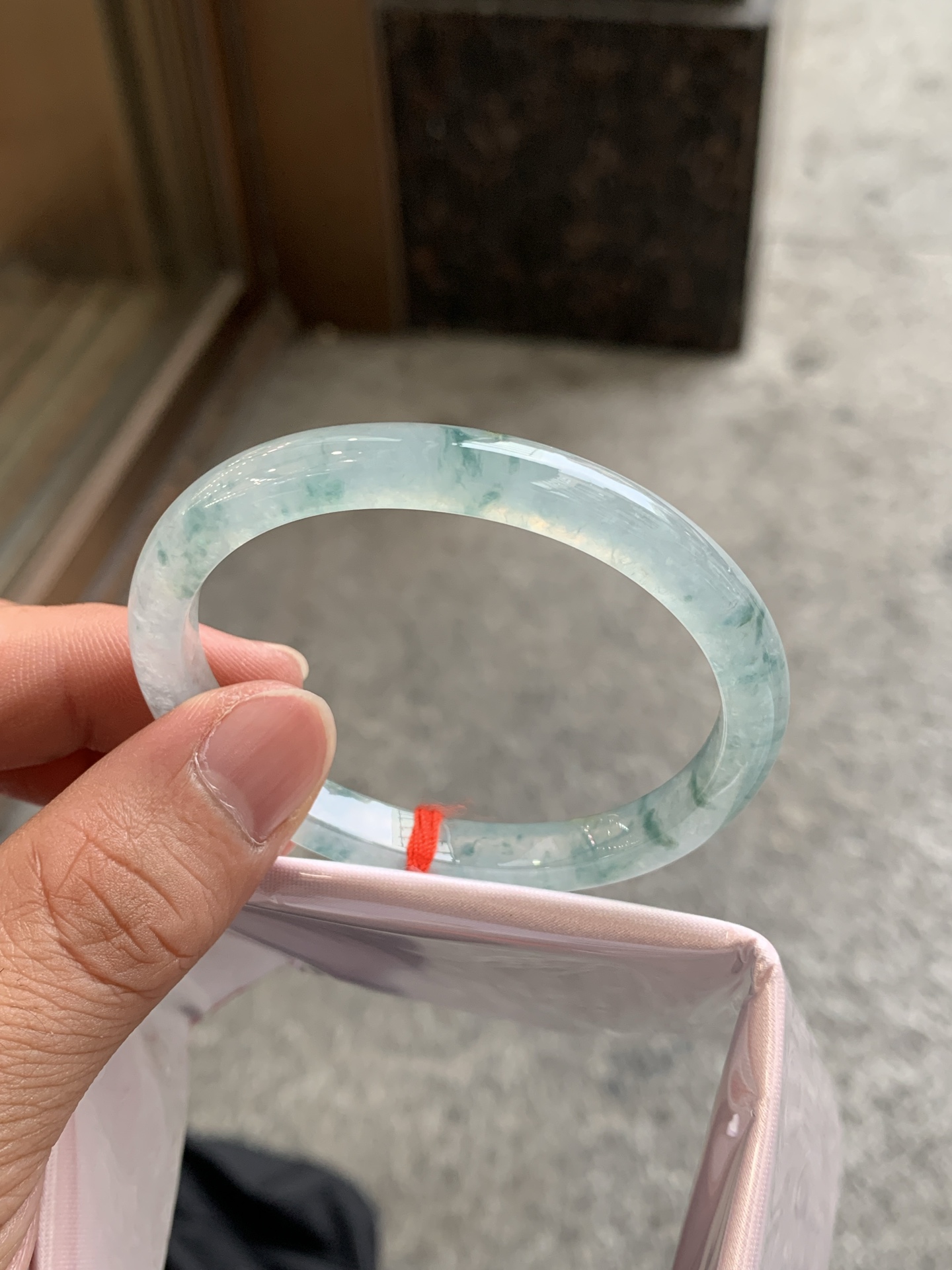 贵妃 54.5-47-7.6-6.7 1001-118MJ0427 打灯有结构细纹
