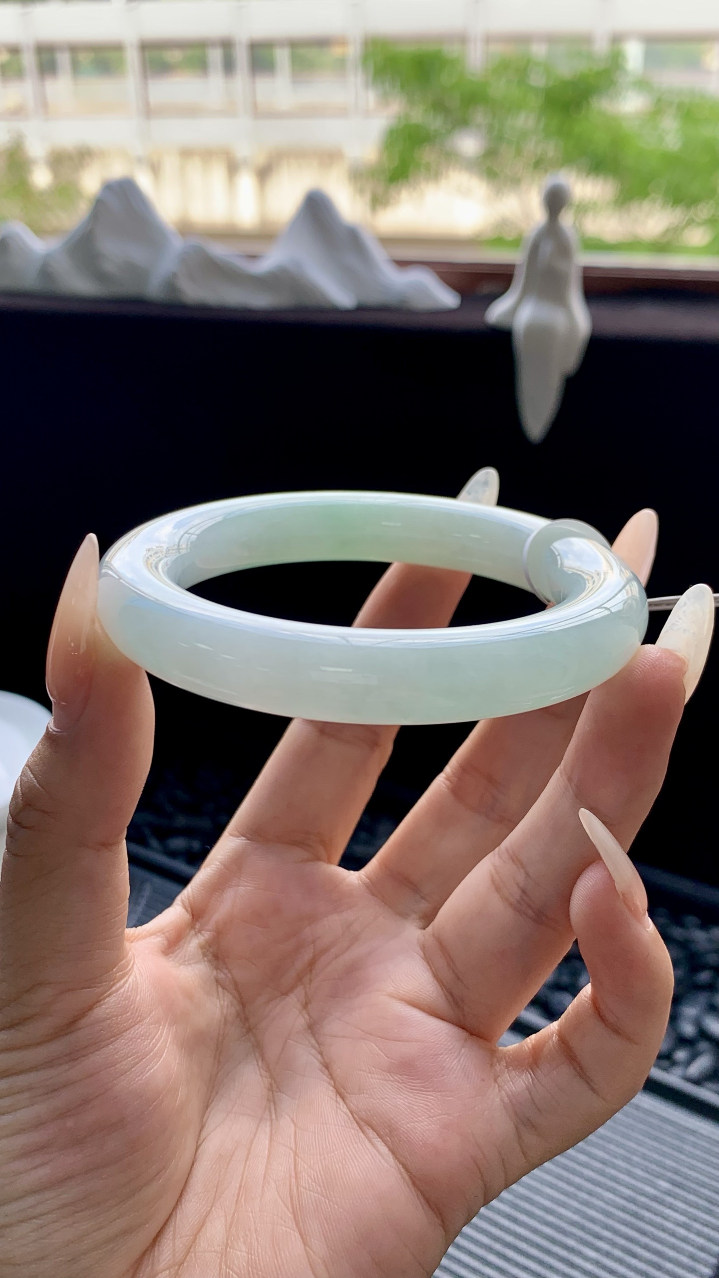 晴绿圆条手镯成品 HYY-5430 尺寸：54-11-11
