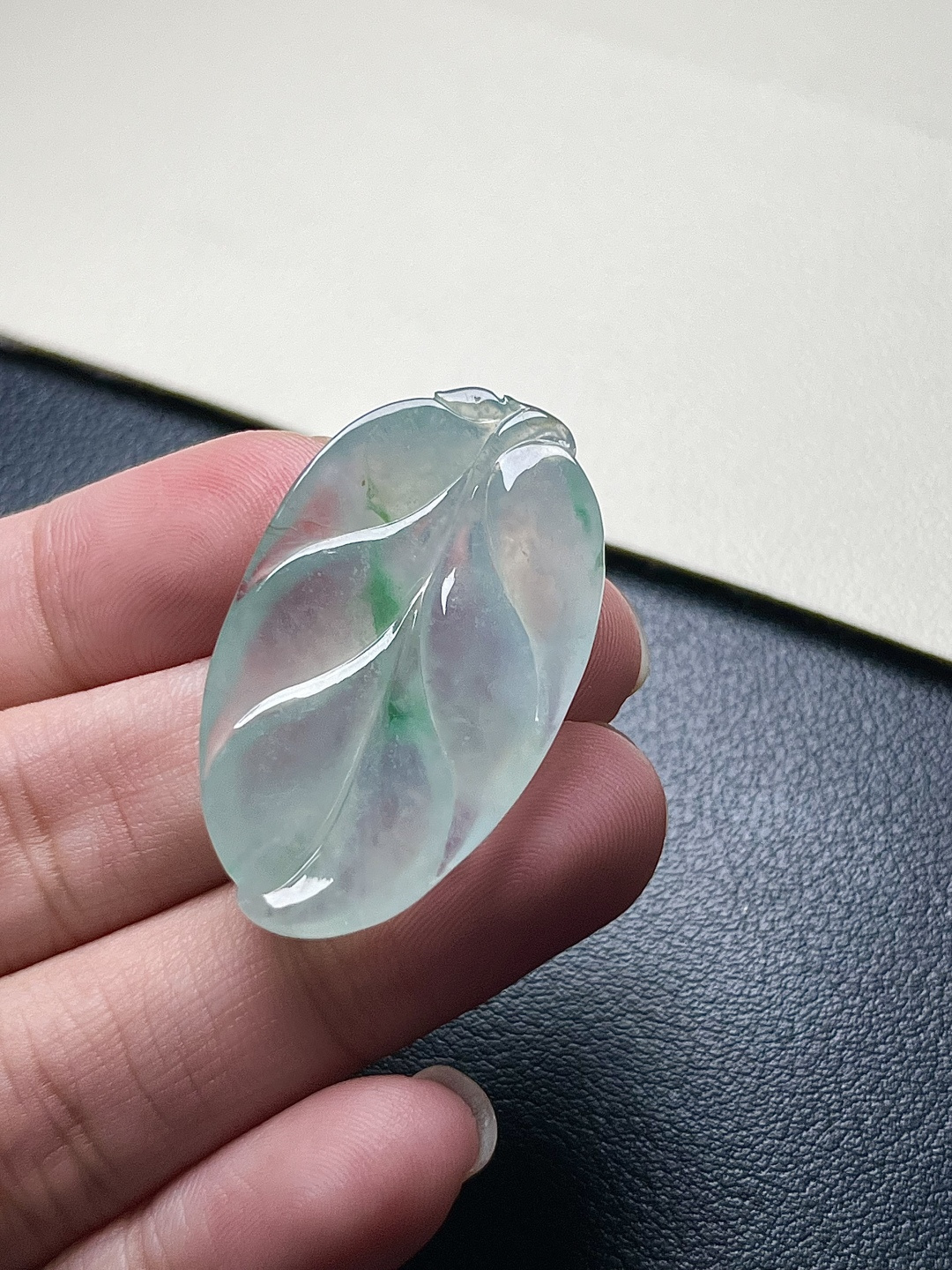 ️【玉叶】飘花灵动，种老细腻形体佳 尺寸：36*21.4*4.4,a23101