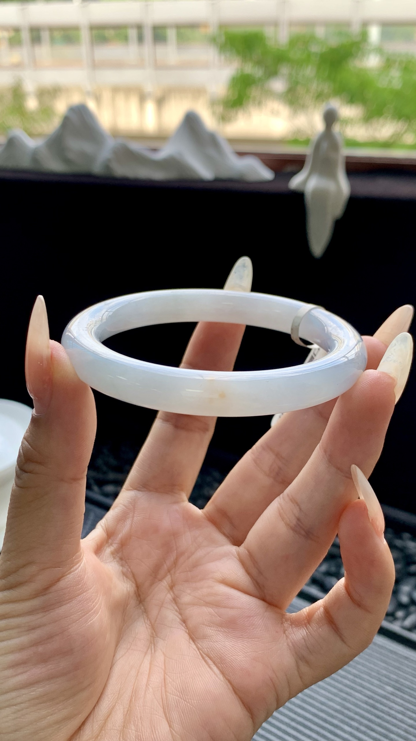 冰晴底洒金圆条美人条手镯成品 HYY-7749 尺寸：55-9-9