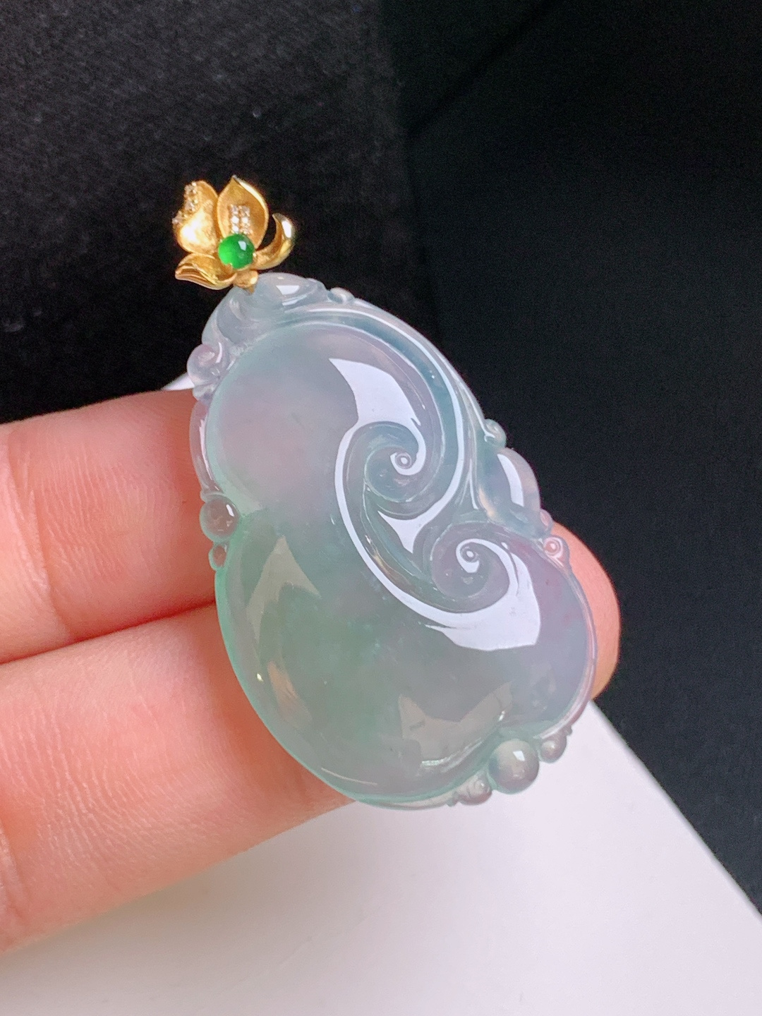 ️ 冰种飘花如意吊坠，水头清亮，线条流畅，万事顺意 裸石34..2-22.2-5.1 整体41.8