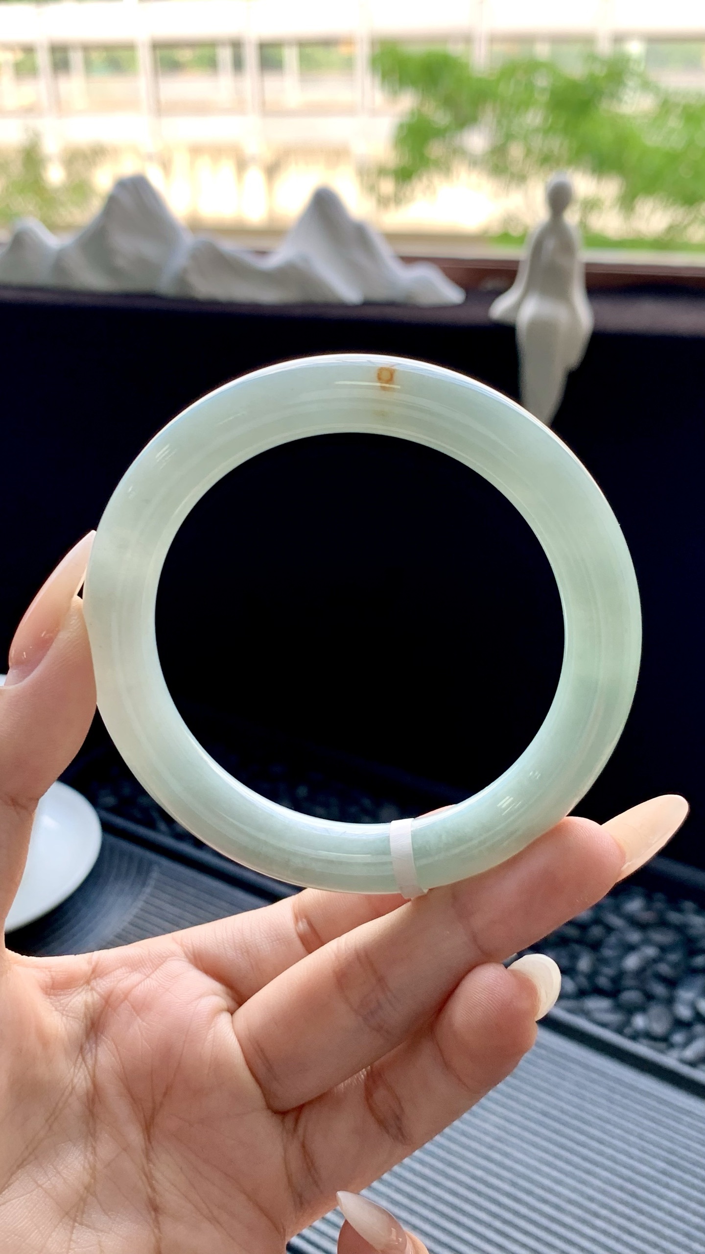 湖水绿洒金圆条美人条手镯成品 HYC-552 尺寸：58-10-10