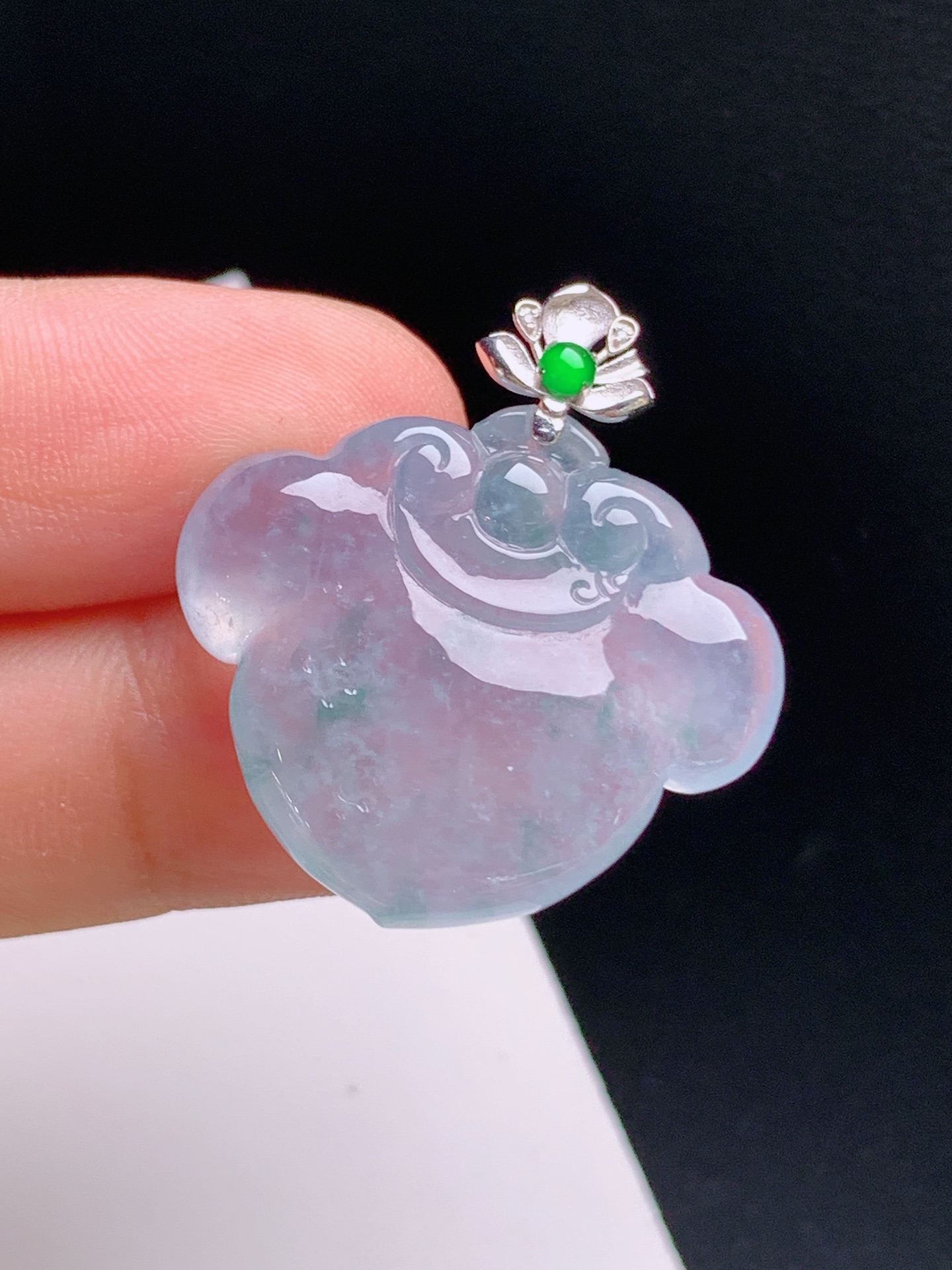 ️ 冰种飘花如意锁吊坠，雪花棉灵动，玉质细腻，裸石22.8-26.7-6.429.5，080928