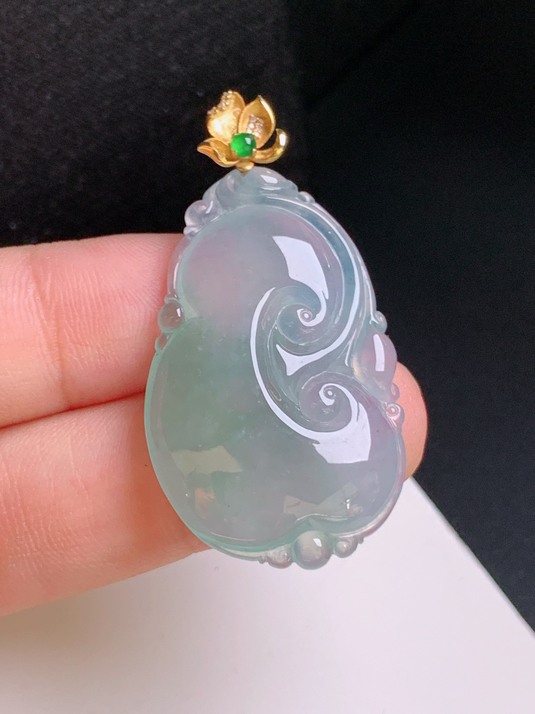 ️ 冰种飘花如意吊坠，水头清亮，线条流畅，万事顺意 裸石34..2-22.2-5.1 整体41.8