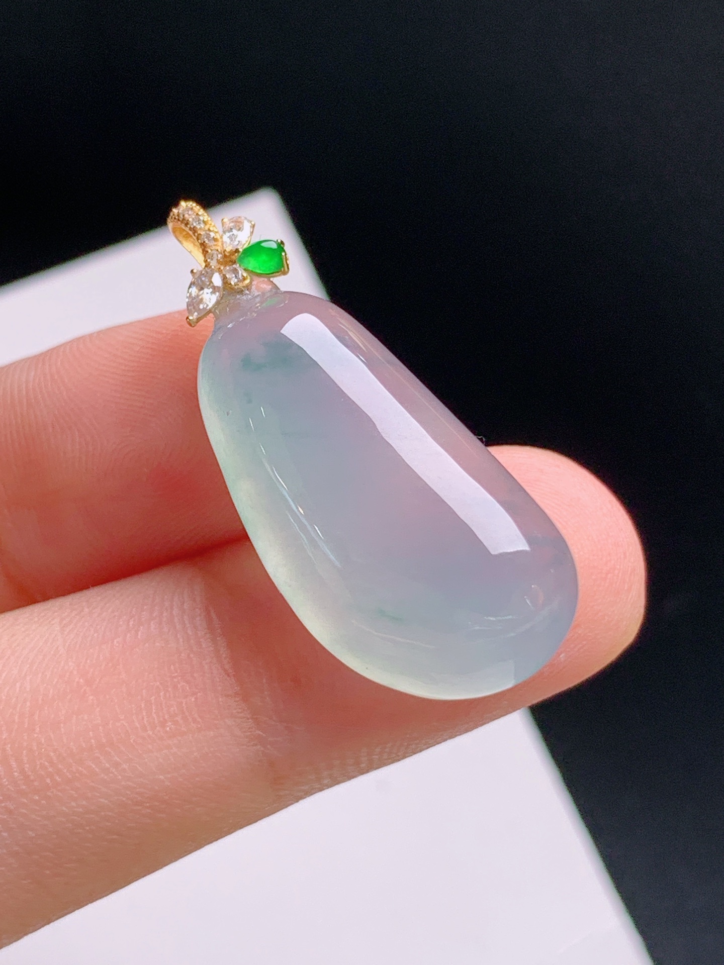 ️ 冰种飘花福瓜吊坠，胶感十足，清透起光 裸石24.6-13.2-6.8 整体30.5 5309