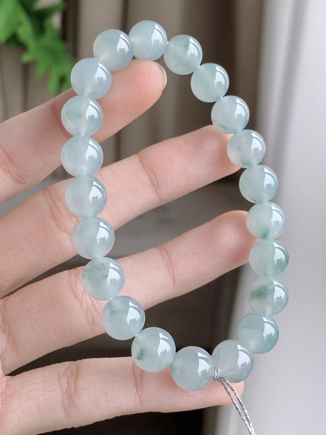 【珠子】飘花手串圆珠子手串 【说明】缅甸 性比高 【尺寸】8.8mm 【重量】25.8克