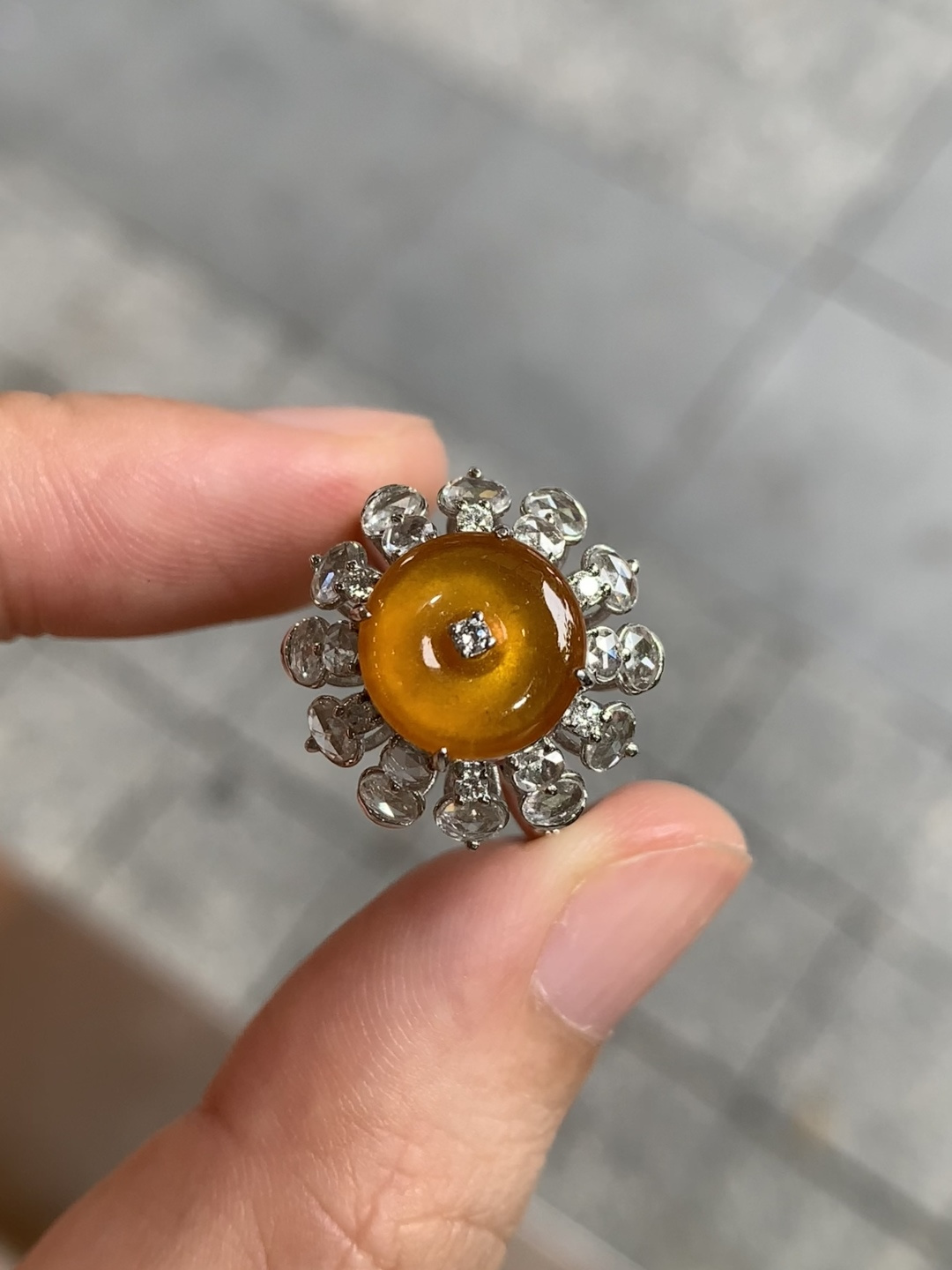 ️黄翡扣子戒指，无裂，18k金镶嵌，9.8-1.8