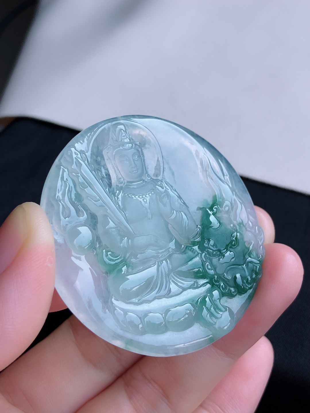 ️，冰种飘花文殊观音，晶莹剔透，花色清爽，尺寸51.3/5/自然光实拍