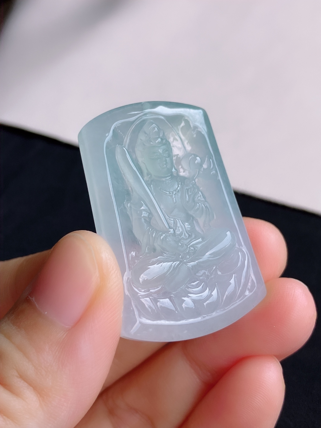 ️，白冰虚空藏观音，晶莹剔透，尺寸40.6/27.3/5.8/自然光实拍
