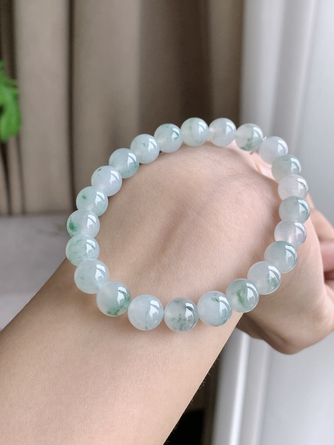 【珠子】冰种飘花手链圆珠子手链 【说明】缅甸 性比高 【尺寸】7.8mm 【重量】21克