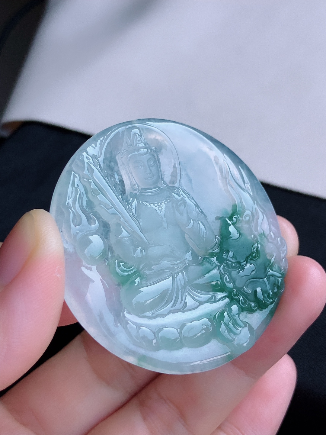 ️，冰种飘花文殊观音，晶莹剔透，花色清爽，尺寸51.3/5/自然光实拍
