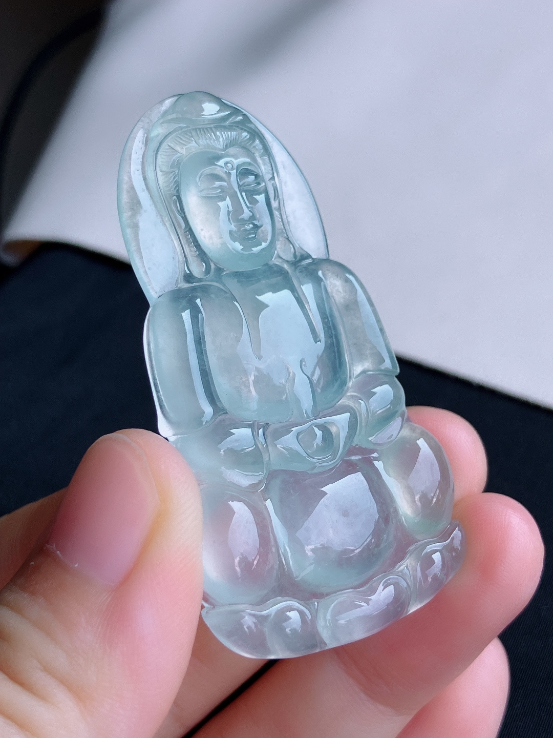 ️，冰种观音，荧光闪闪，面容慈祥，尺寸59.8/32.3/6.5/自然光实拍