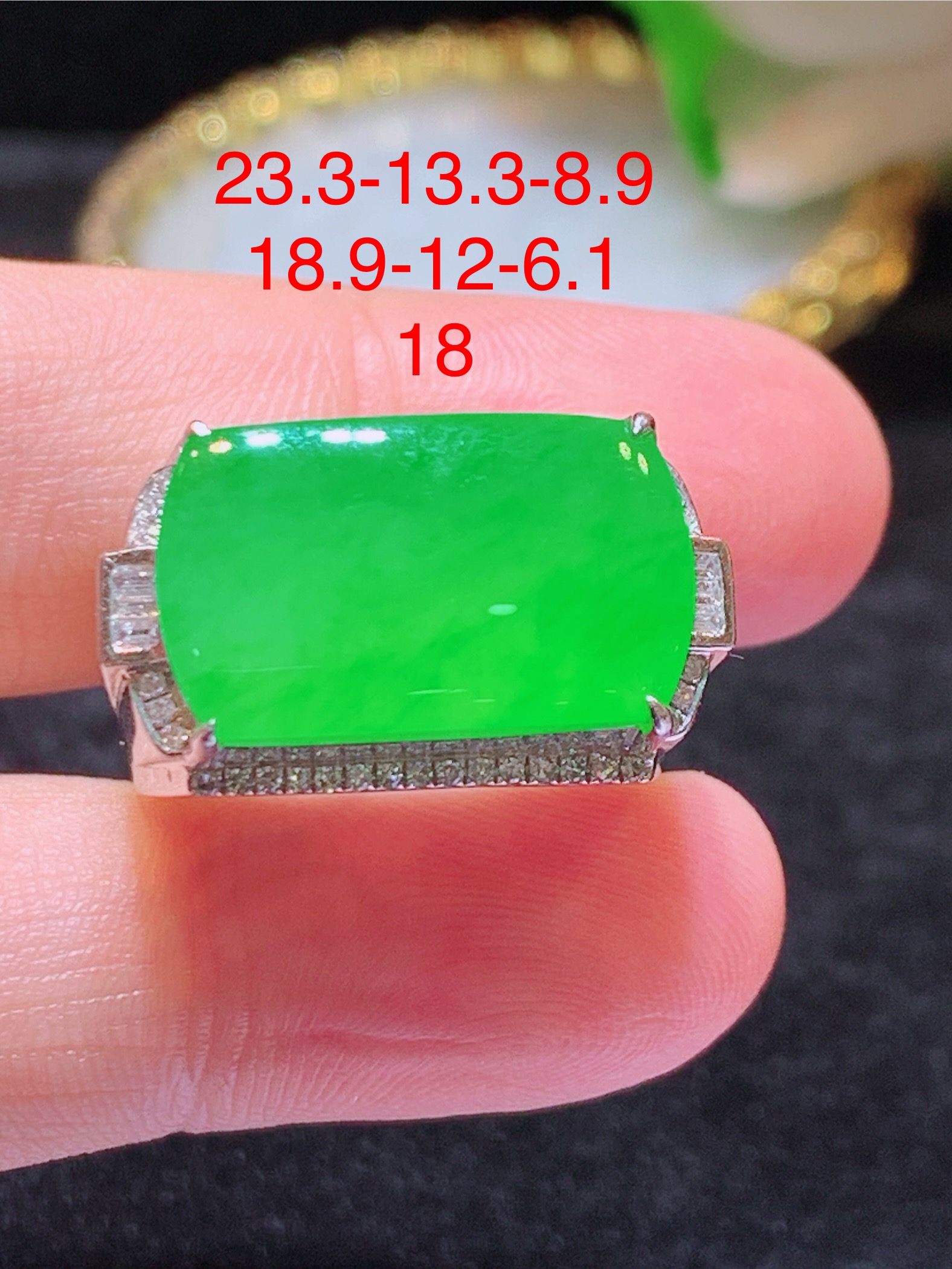️翡翠A货 满绿马鞍戒指 18k金镶嵌，冰润细腻，佩戴效果出众，23.3-13.3-8.9