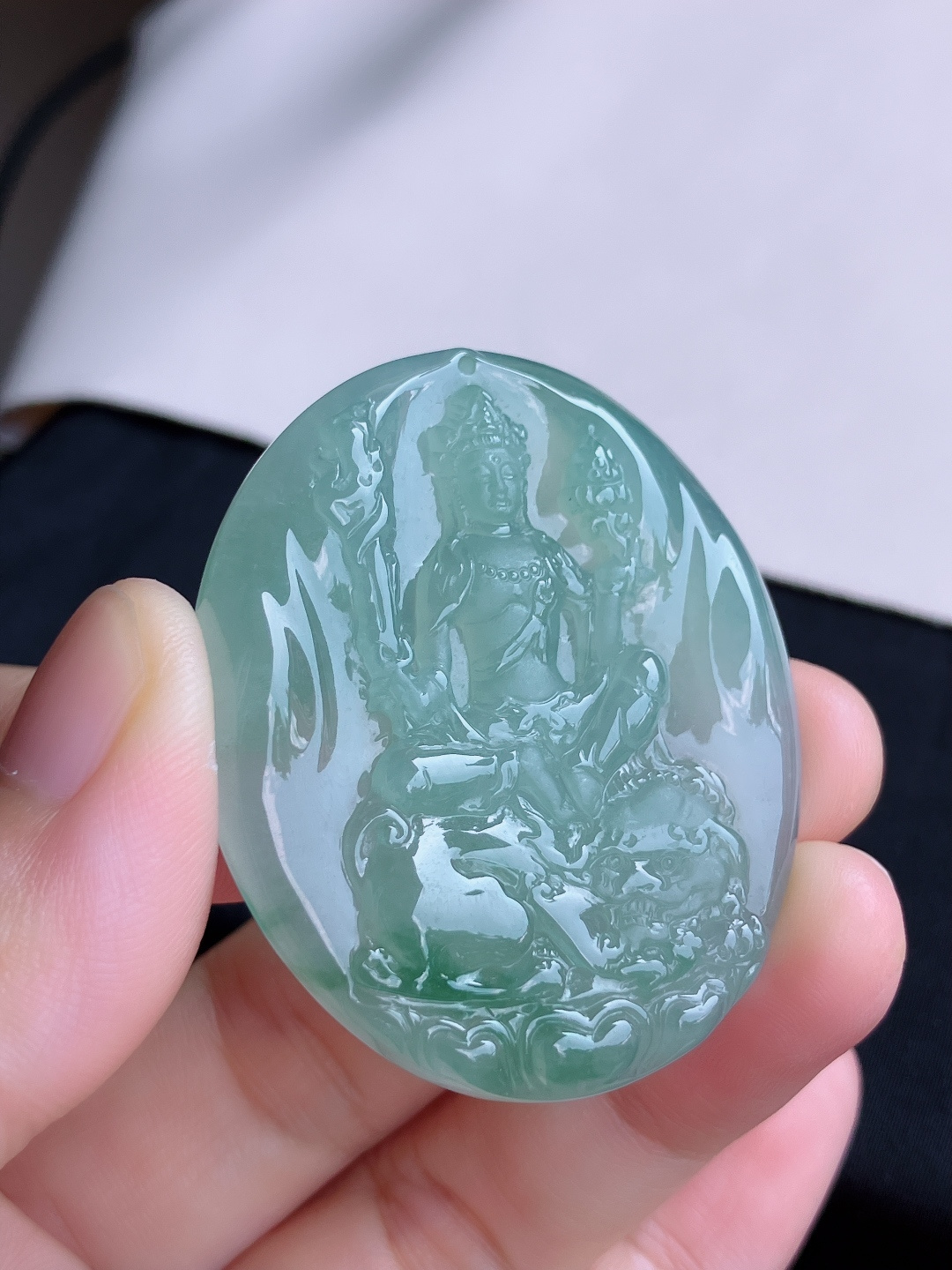 ️底色文殊观音，晶莹剔透，尺寸48/40/6.3/自然光实拍