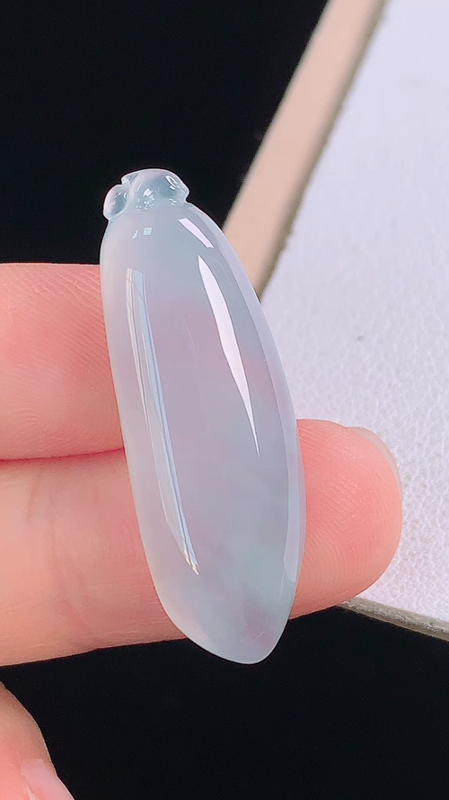 ️冰种福瓜，无裂，尺寸:32.3-11.3-5.2mm 29