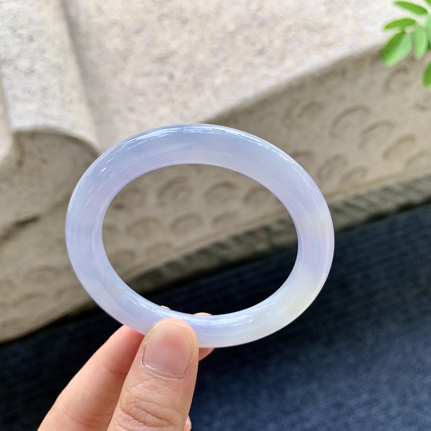 圆条49 50 圈口50.8/8.8/8.8 编码DW092027 水润，种老，细腻，打灯有絮线