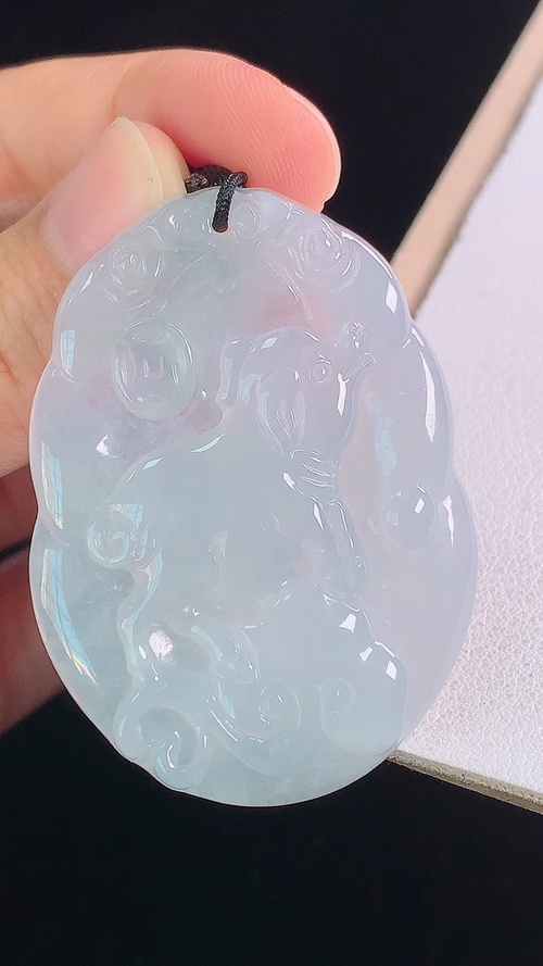 ️冰种生肖猪，一刀切，无裂，尺寸:47.9-34.6-5.6mm 29