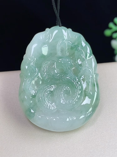 飘花生肖蛇牌，无裂，尺寸35.8-26-4.7mm，S03ynk8