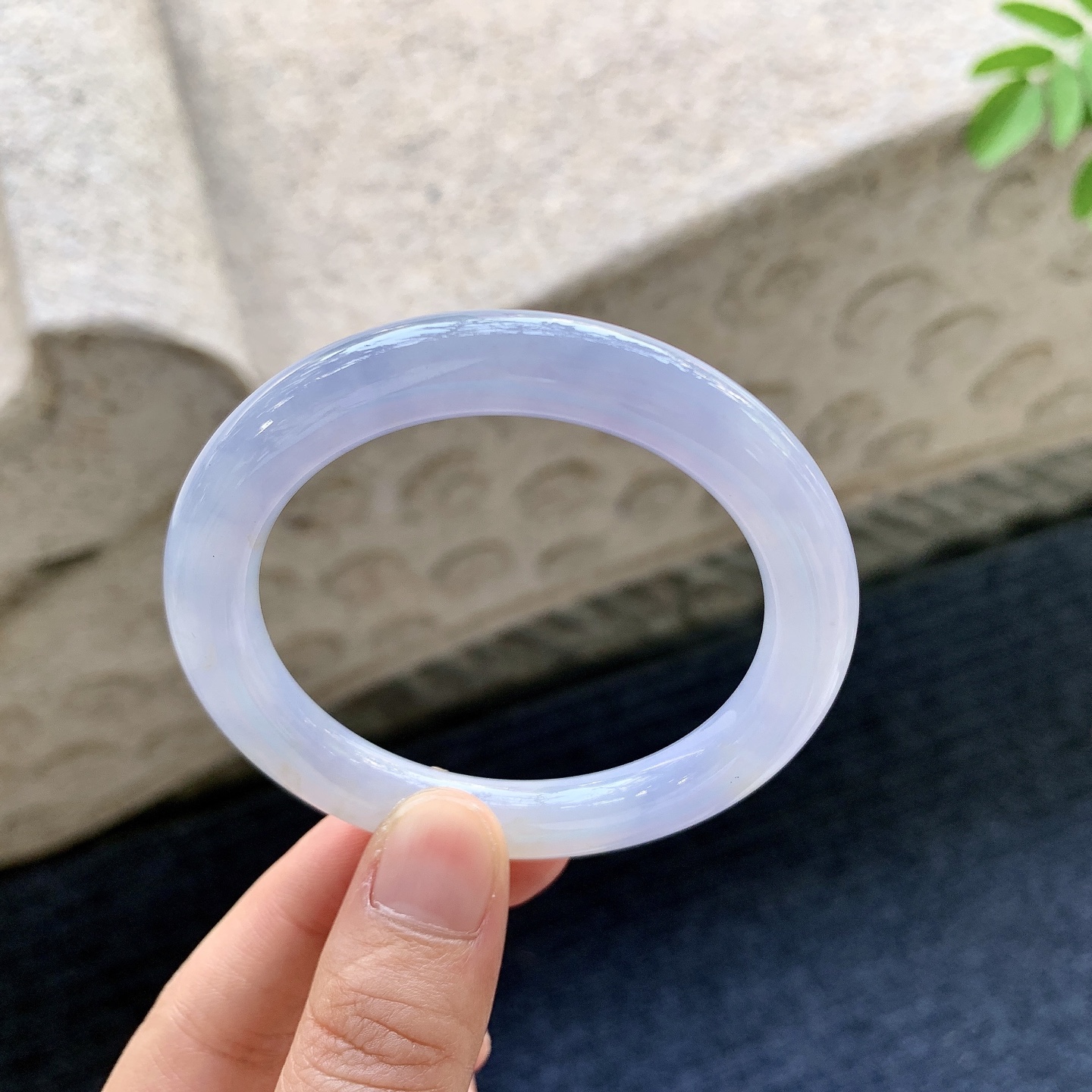 圆条49 50 圈口50.8/8.8/8.8 编码DW092027 水润，种老，细腻，打灯有絮线