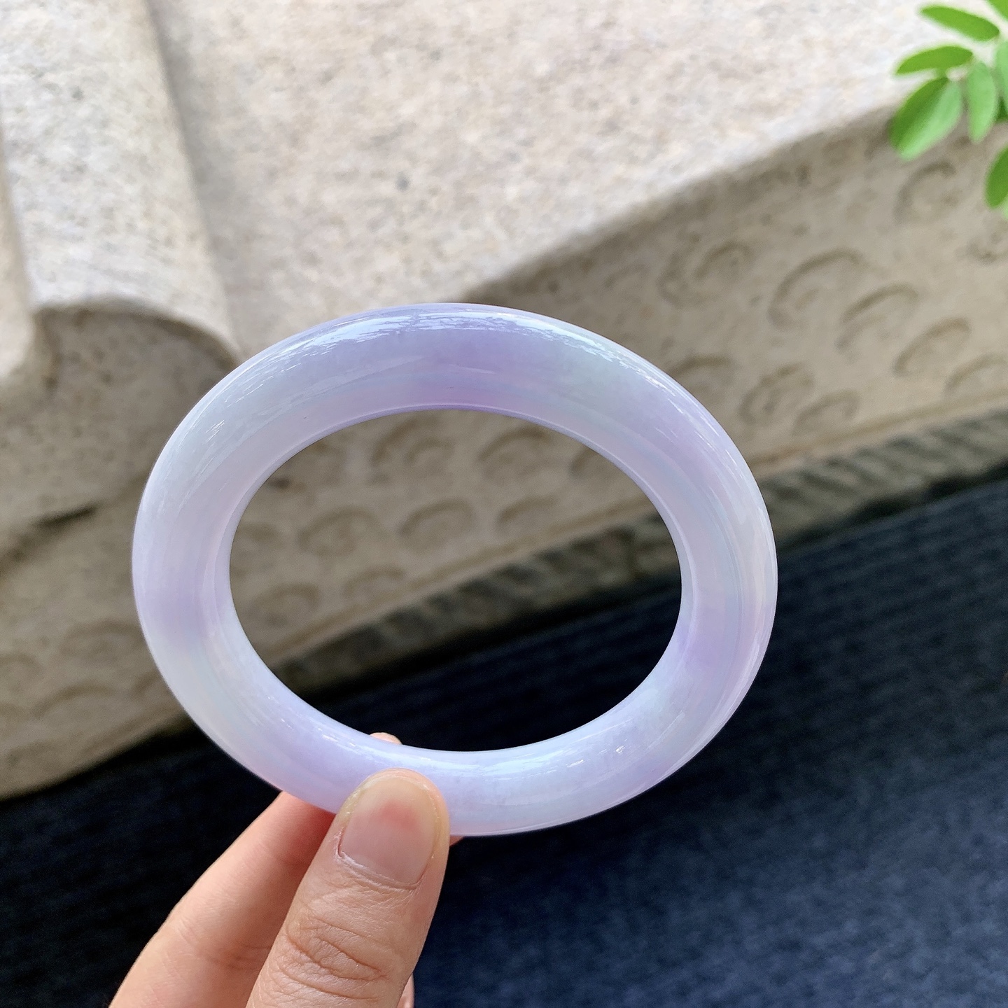 圆条58 59 圈口59.7/11.8/11.5 编码AD092004 水润，种老，细腻，无裂