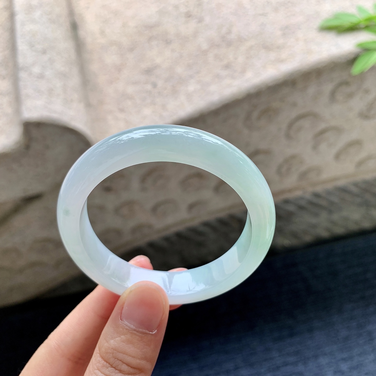 正圈49 50 圈口50/11.5/7.2 编码GL092452 细糯飘绿，水润，种老，细腻，无裂