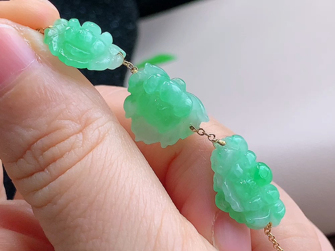 ️ 18K金伴钻花开富贵手链，尺寸取一14.4-12.1-4.5mm，包A附证书