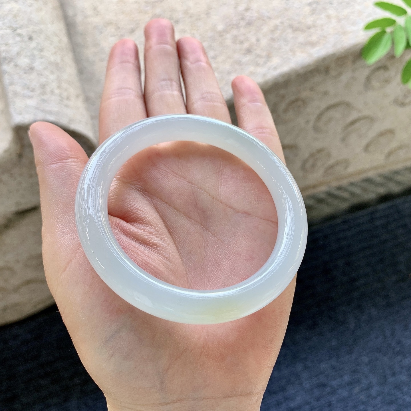 圆条54 55 圈口55.5/9.4/9.4 编码AD092007 糯冰飘黄翡，水润，种老，细腻，打