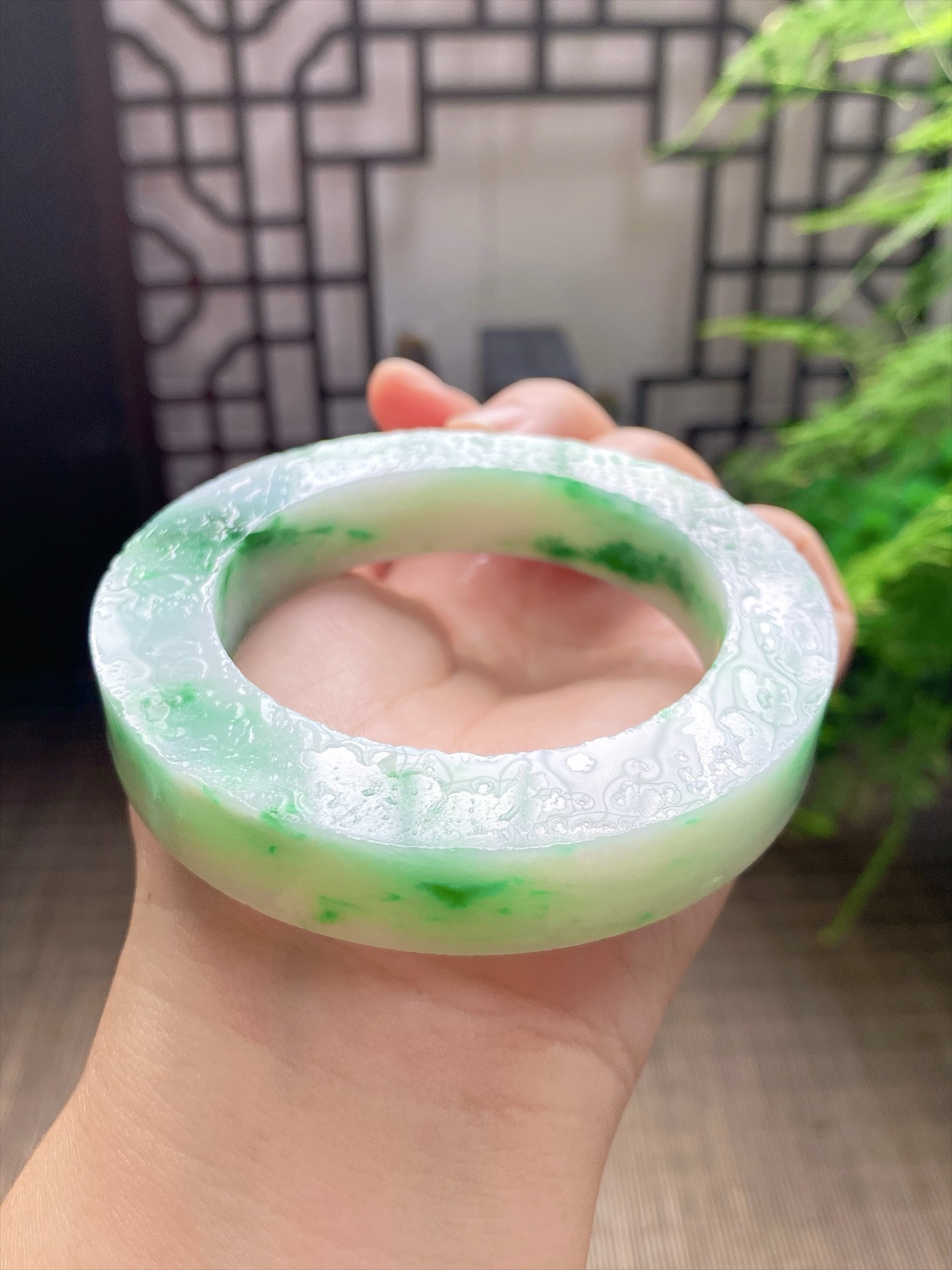 飘绿花手镯胚 尺寸54-76-12 编号JF1154-1