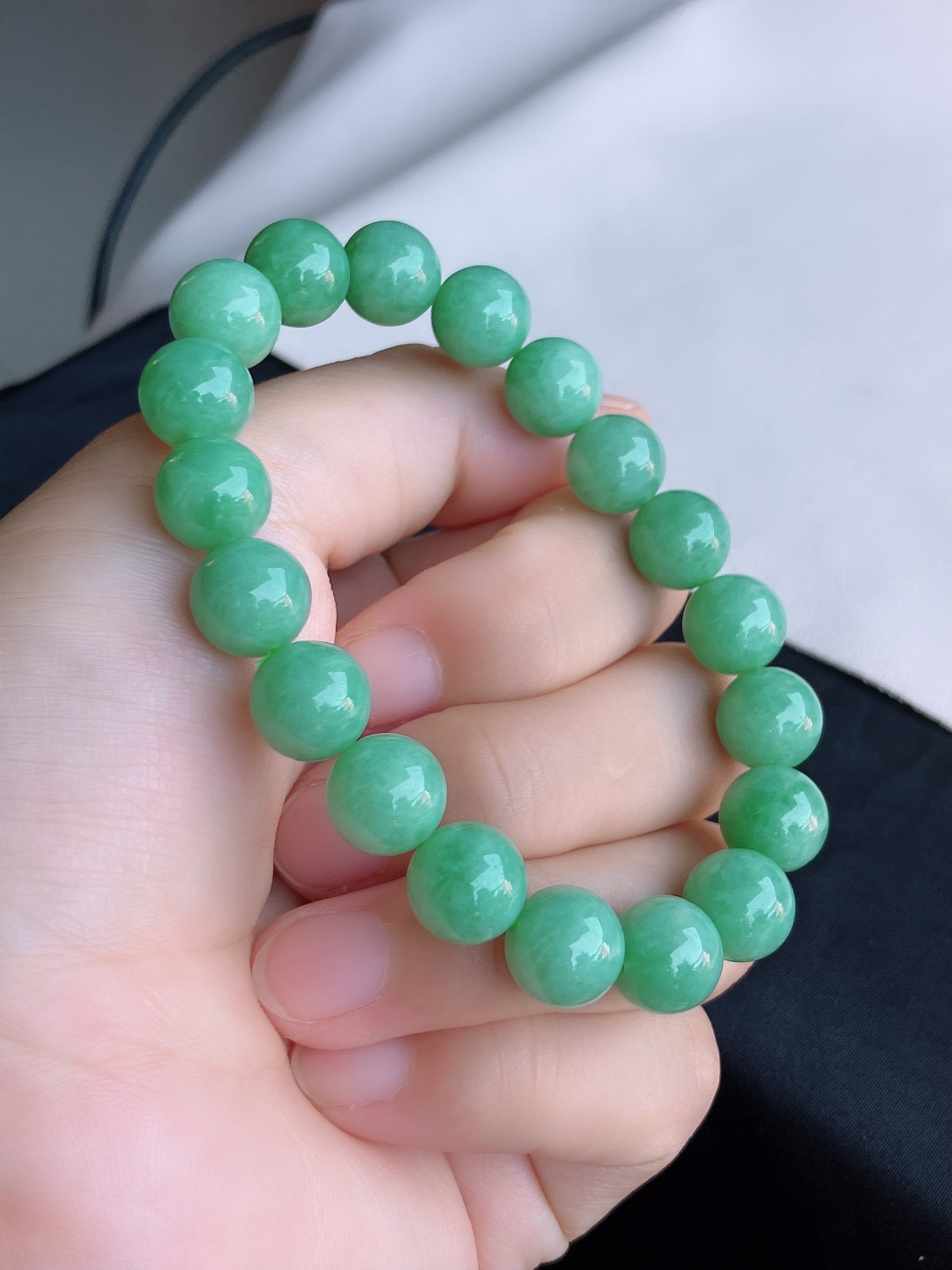 ️，底色手串，细腻精致，尺寸10.3/自然光实拍