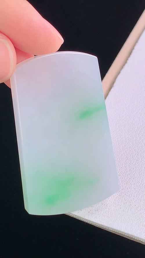 ️冰飘绿无事牌，无裂，尺寸:48.6-29.9-5.8mm 29
