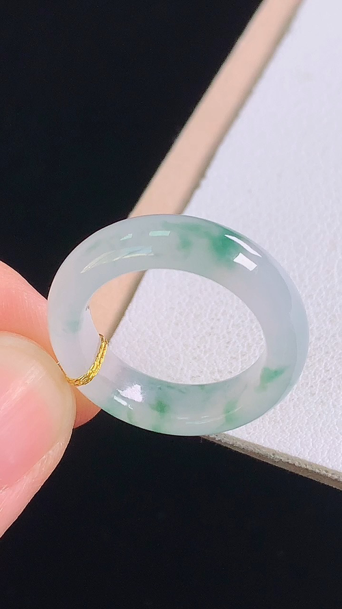️冰飘花指环，无裂，尺寸:圈口12/16.4-5.4-3.4mm 29