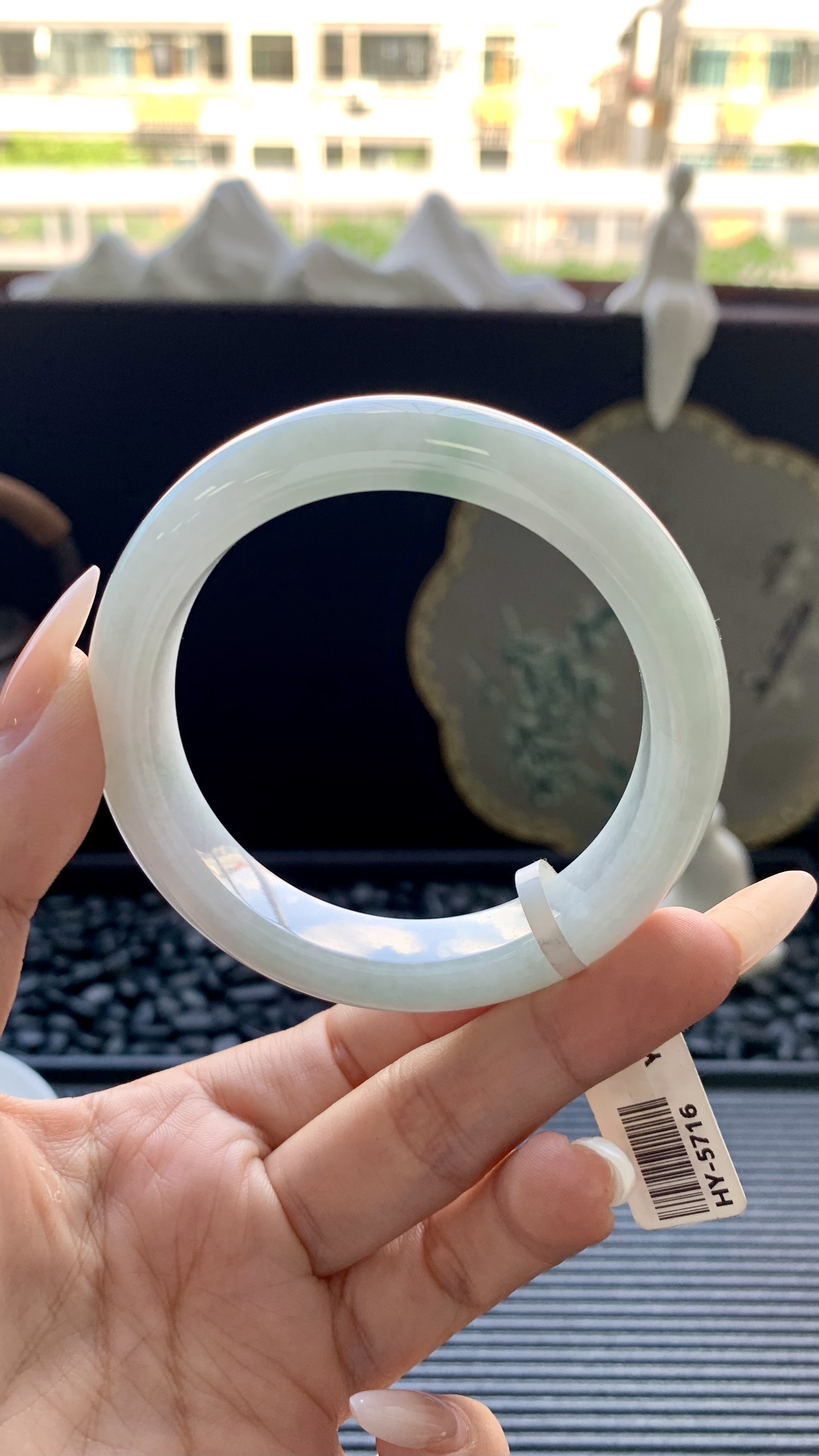 飘绿正圈镯成品 HY-5716 尺寸：54-12-9