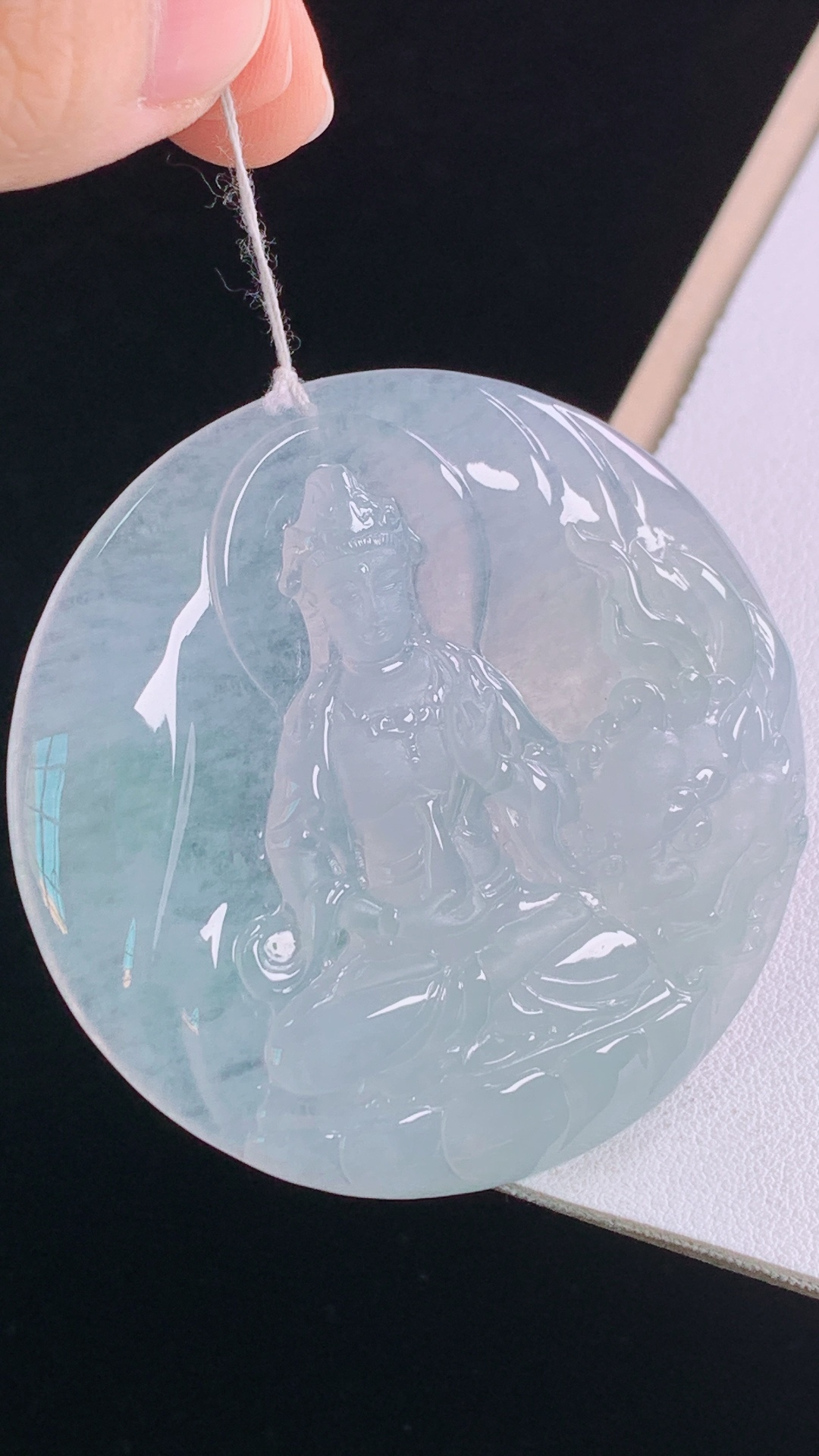 ️高冰文殊观音 种水，清透细腻，无裂 尺寸:55.5-5.9mm 28
