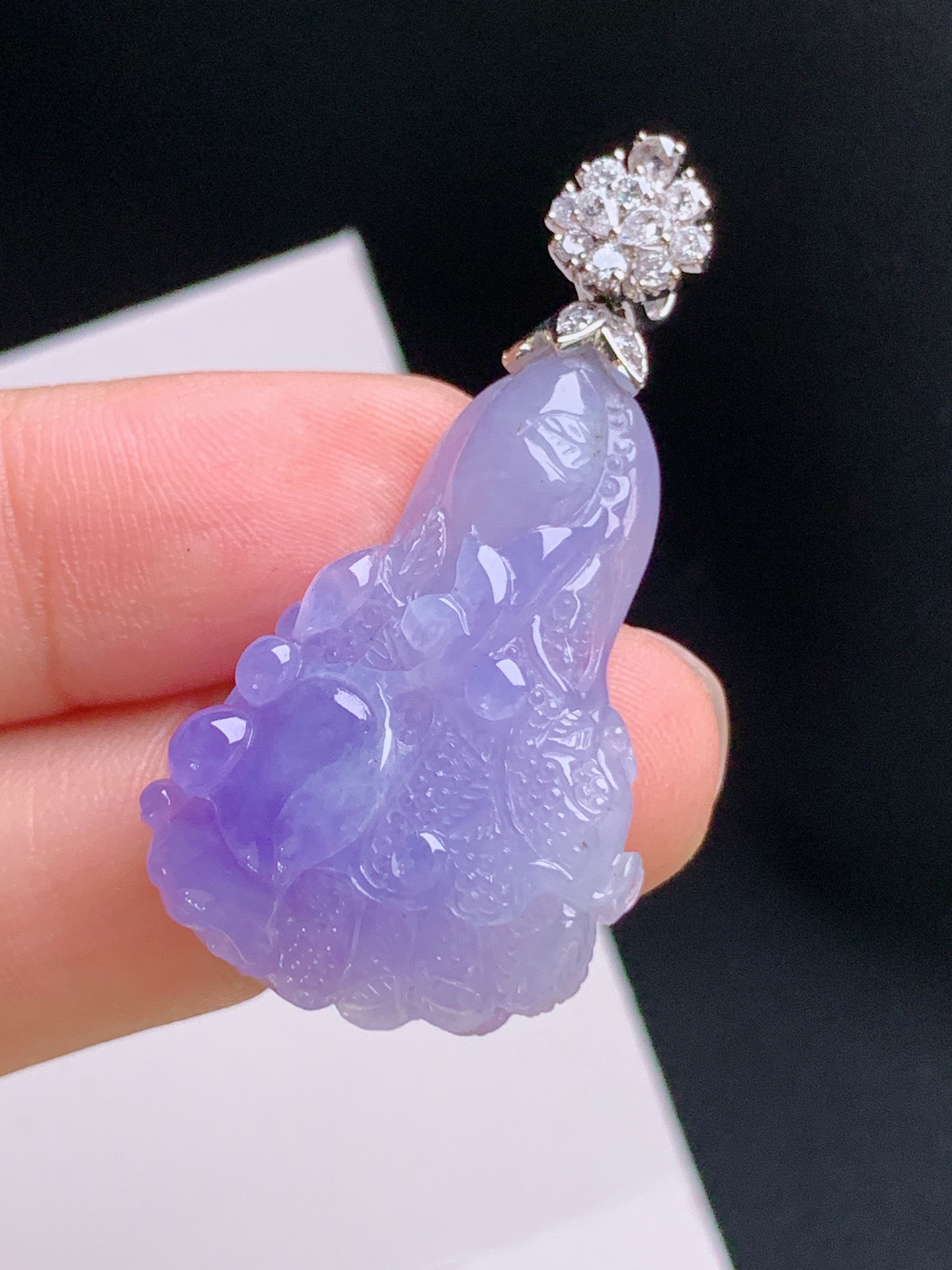 ️ 白菜吊坠，春色浓郁，立体雕琢，裸石31.5-19.9-8.141.6 52