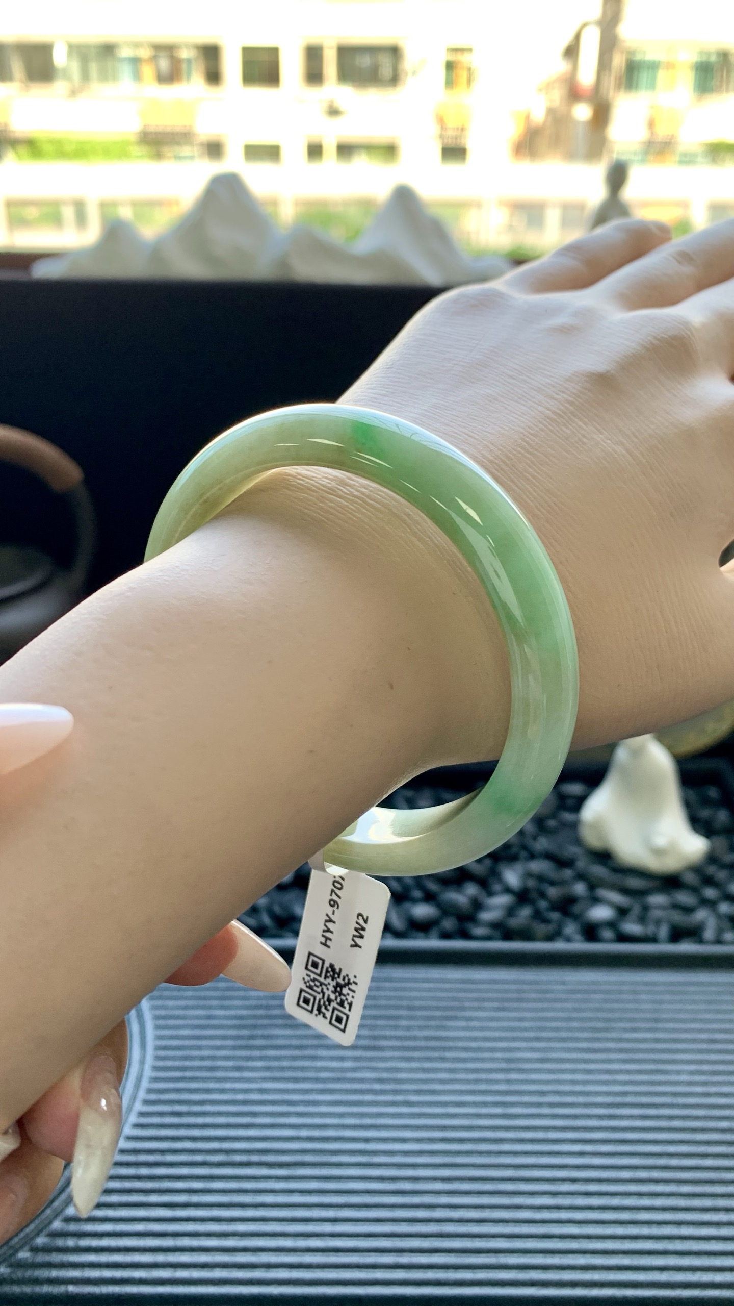 黄翡飘绿正圈镯成品 HYY-9707 尺寸：57-12-7