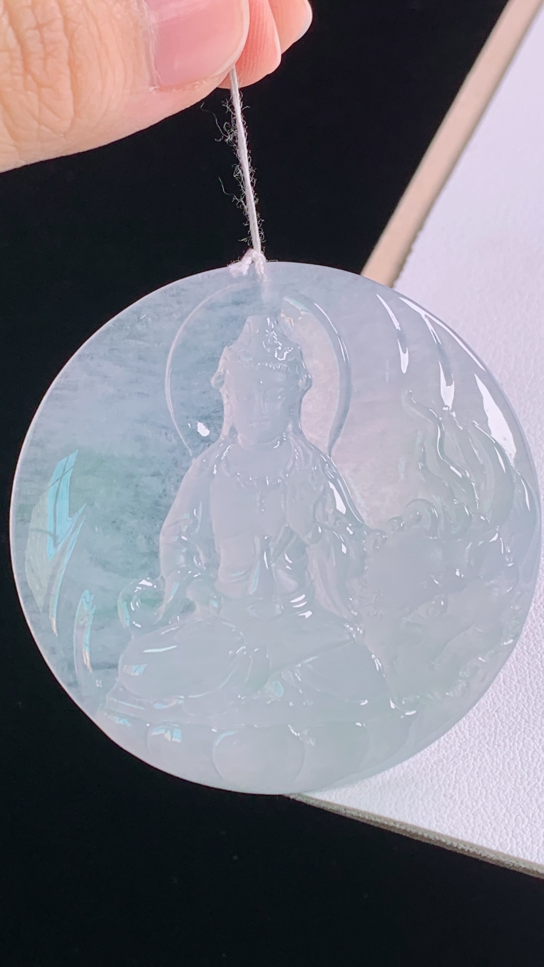 ️高冰文殊观音 种水，清透细腻，无裂 尺寸:55.5-5.9mm 28