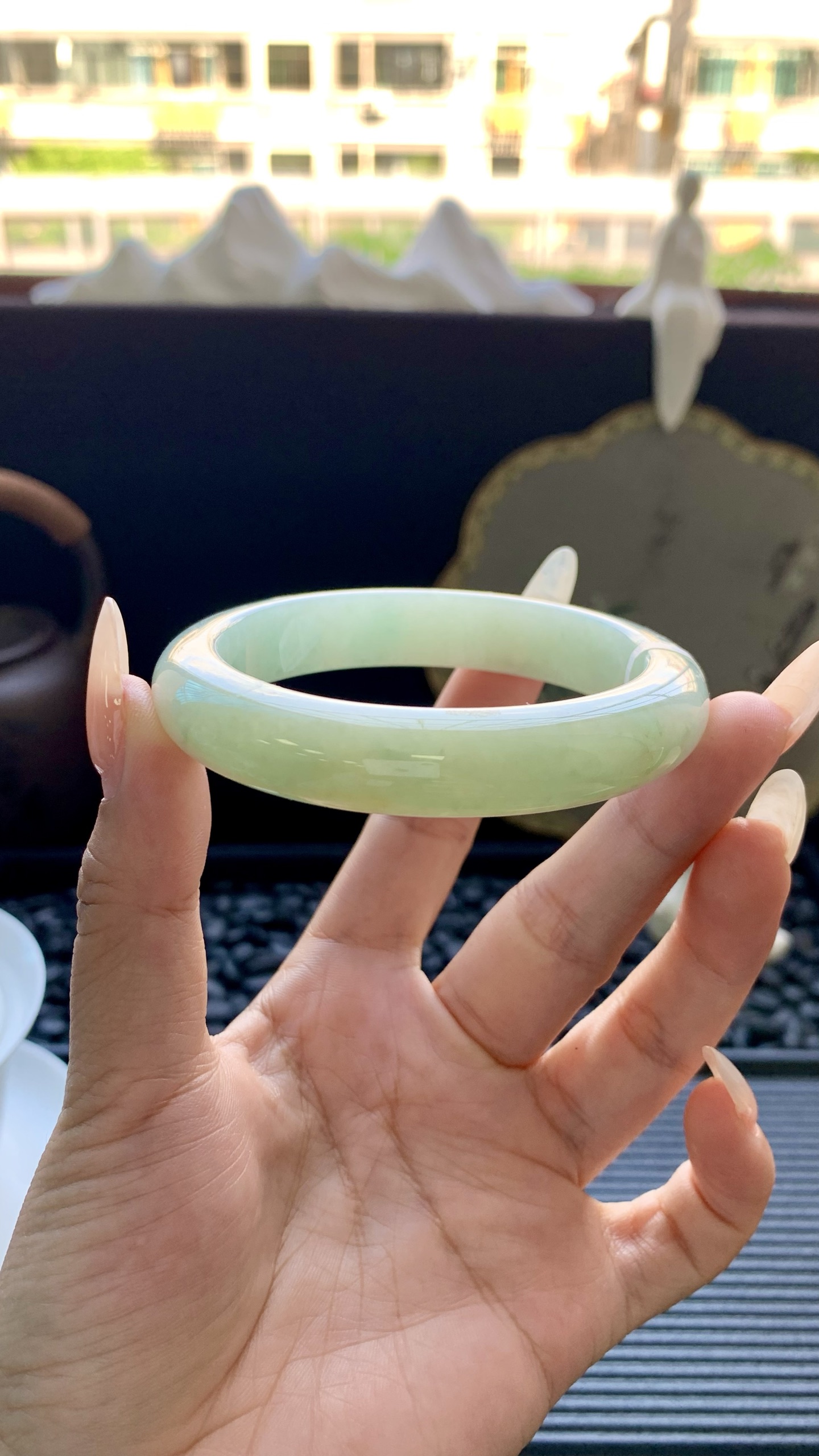 淡果绿黄翡正圈镯成品 HYY-3833 尺寸：55.5-12-8.5